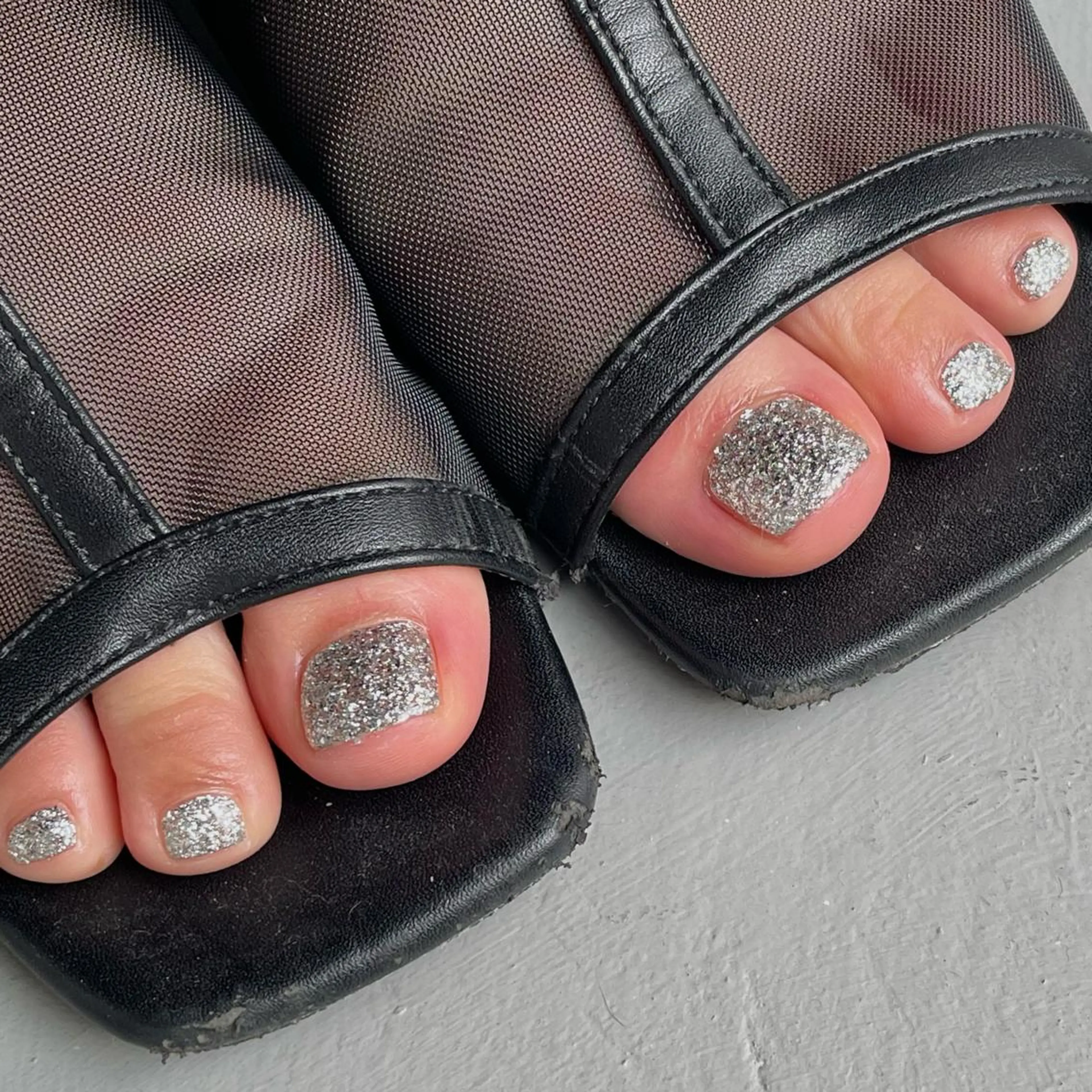 ネイル フットネイル カメレオン京橋🌻 草葉由佳のネイルデザイン