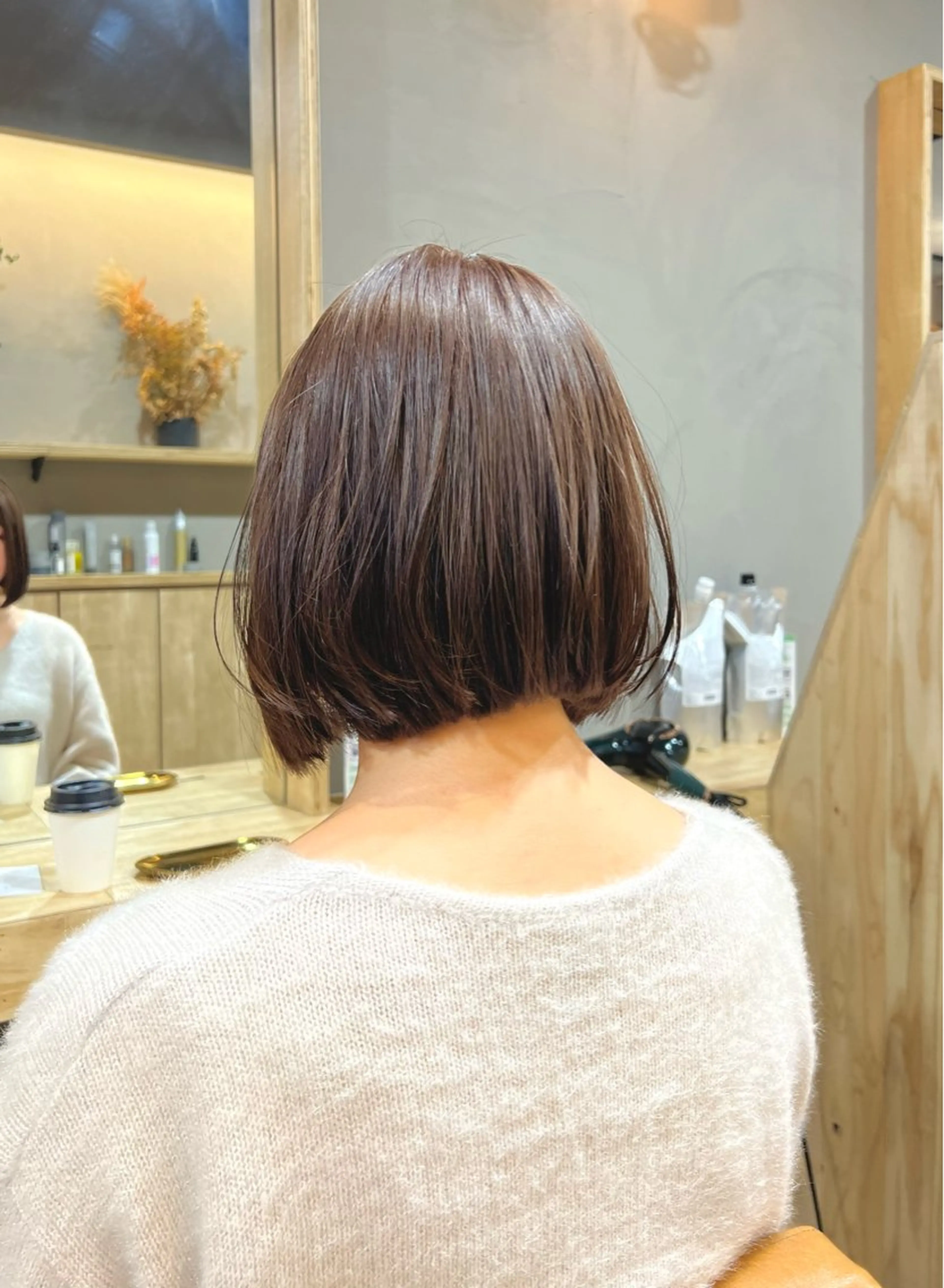 ショート カラー ダブルカラー ボブ 神戸ボブ✂️ ioe三宮/田 伸佳のヘアスタイル