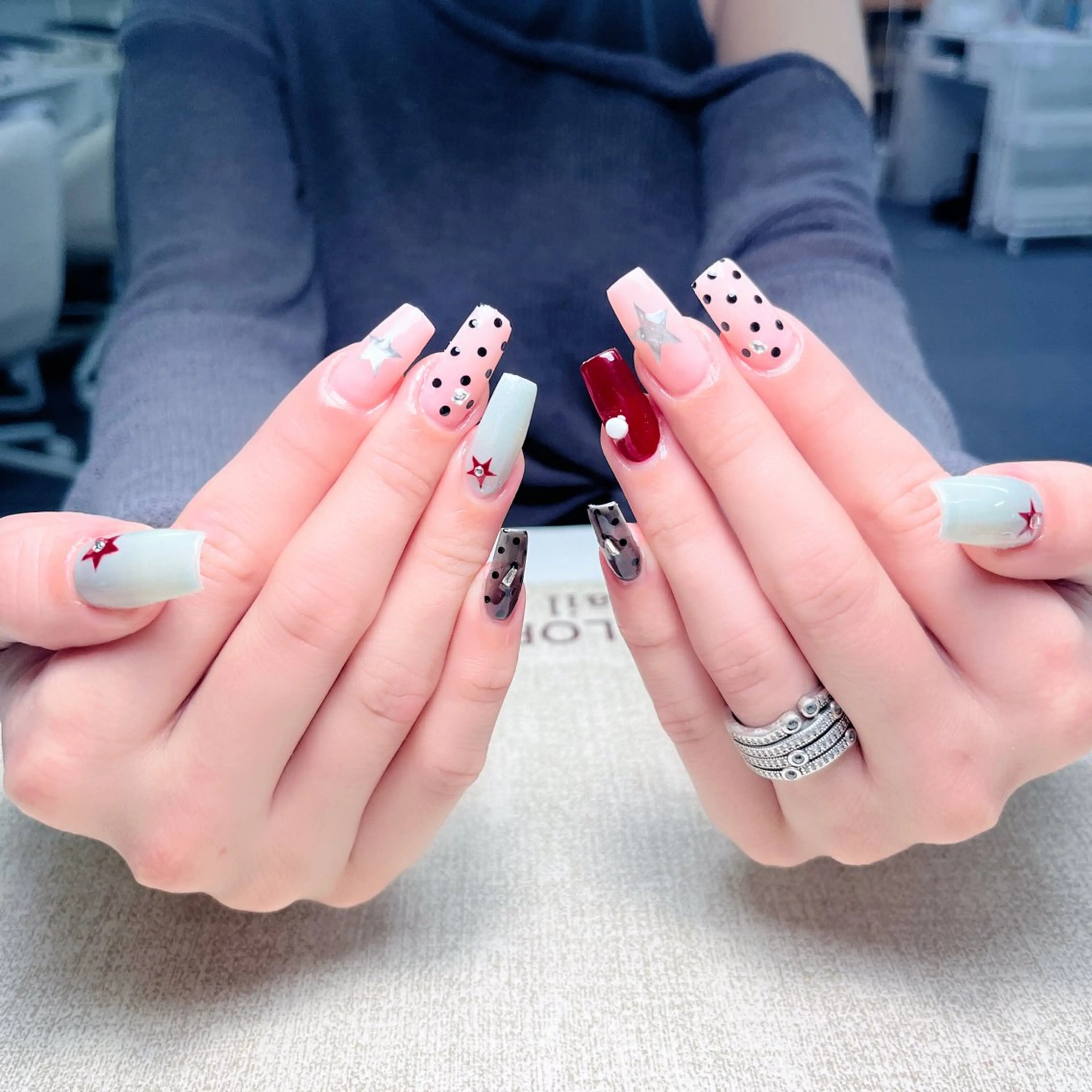 ネイル ハンドネイル ハンドケア Panda chan Novaのネイルデザイン