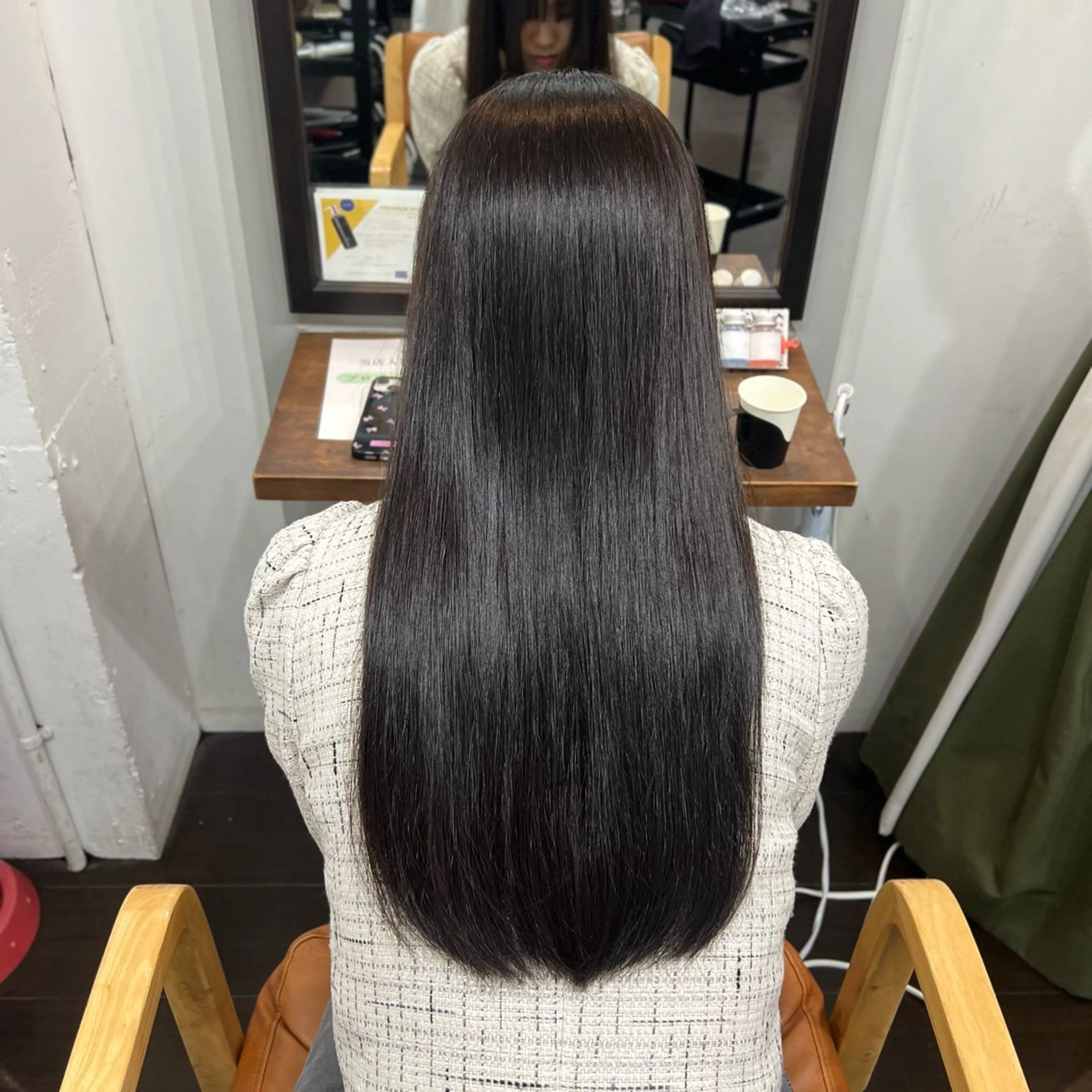 ロング カラー 黒髪 似合わせレイヤー / 栄 / はるな🌼のヘアスタイル