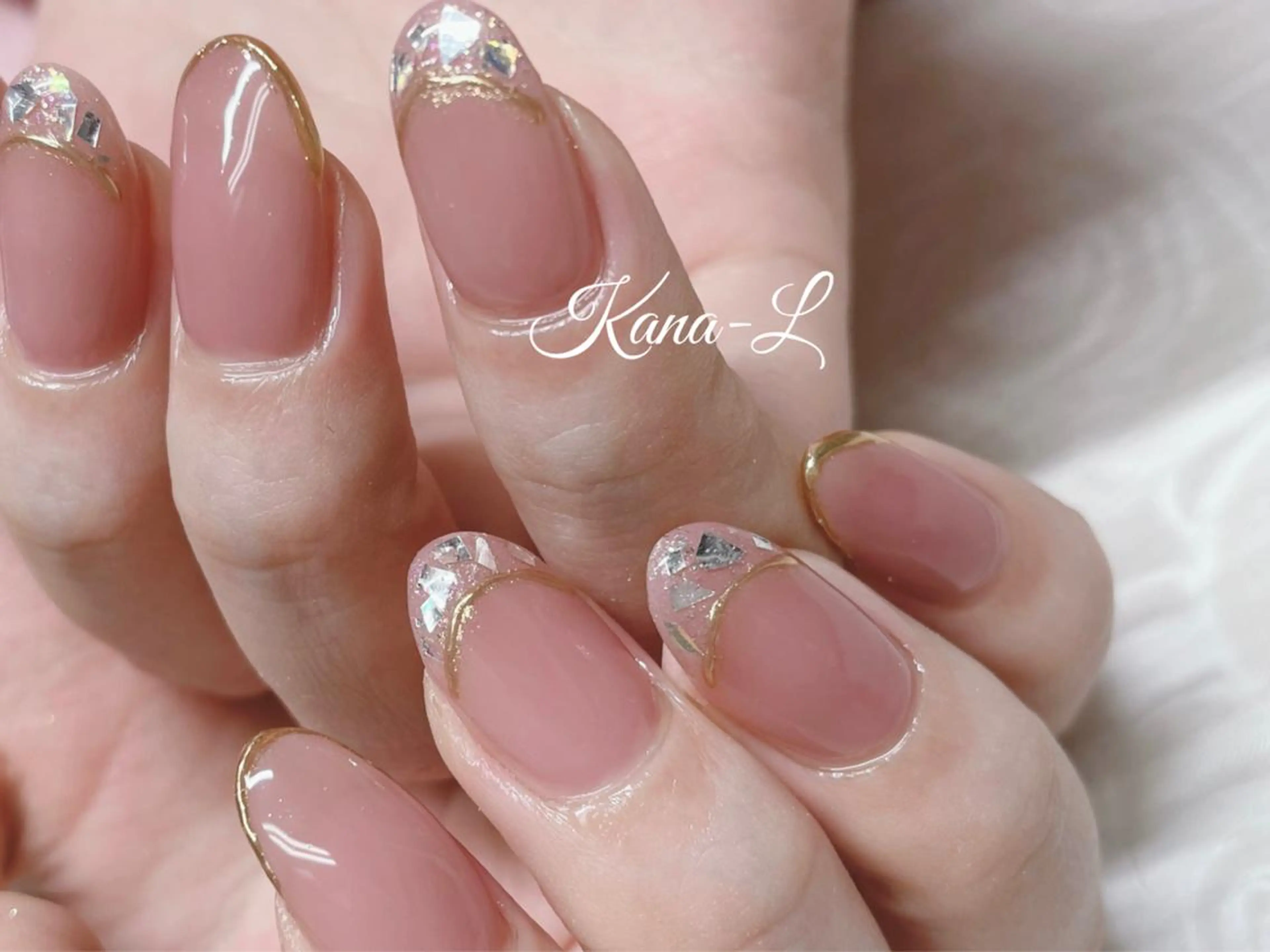 カラー ネイル フレンチネイル ガラスフレンチ オフィスネイル 芦辺 香奈のネイルデザイン
