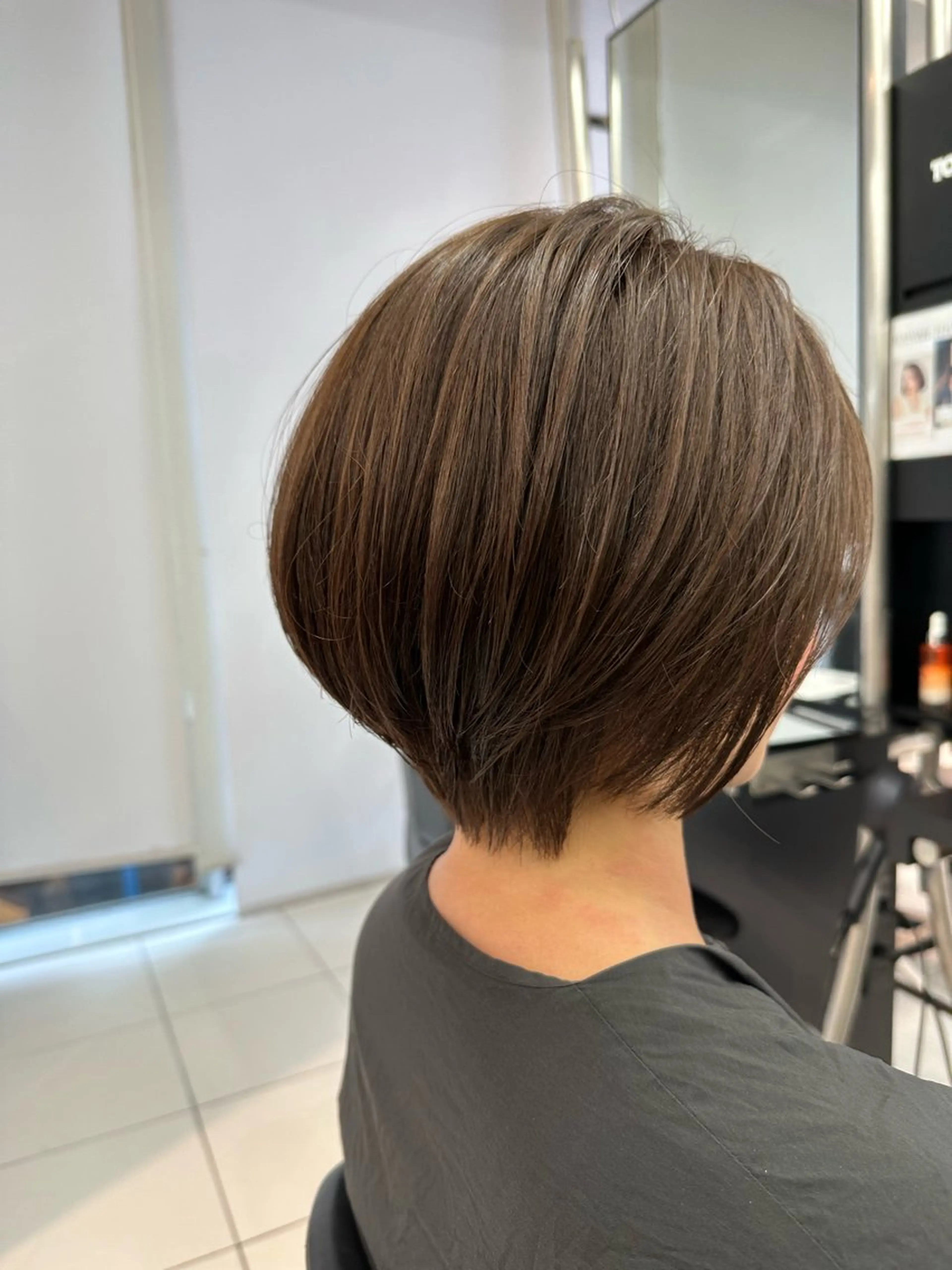 ショート 高橋 沙央のヘアスタイル