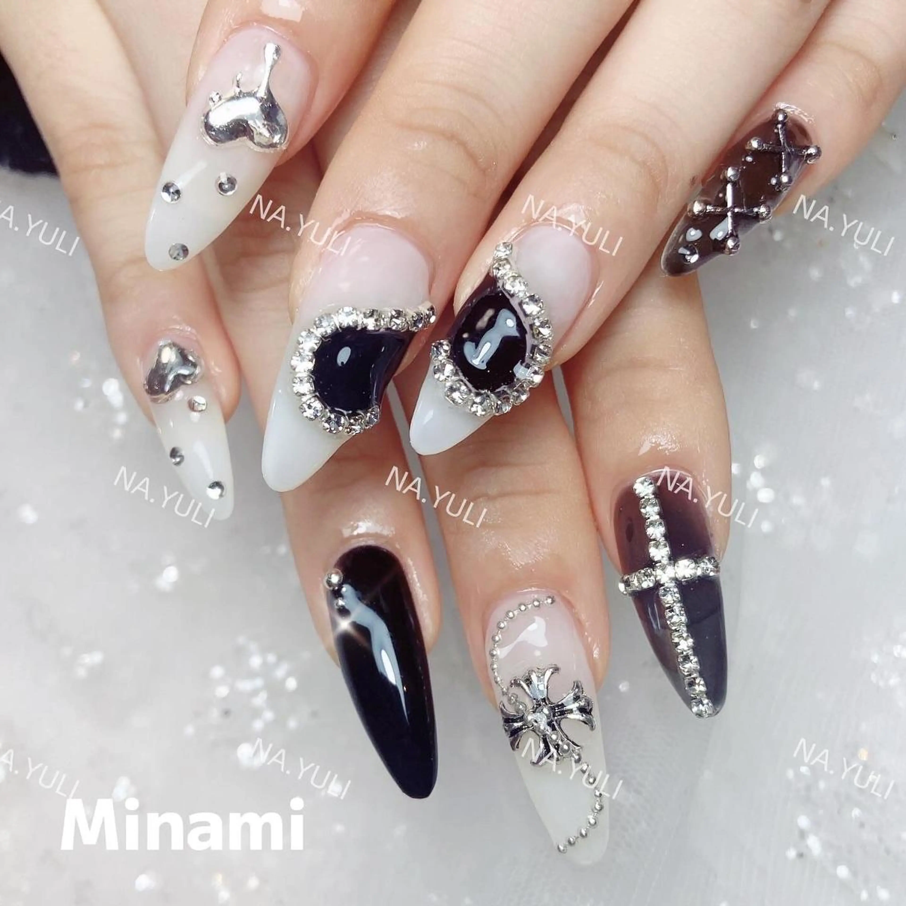 ネイル ハンドネイル ハンドケア YUKI 💗 渋谷店のネイルデザイン