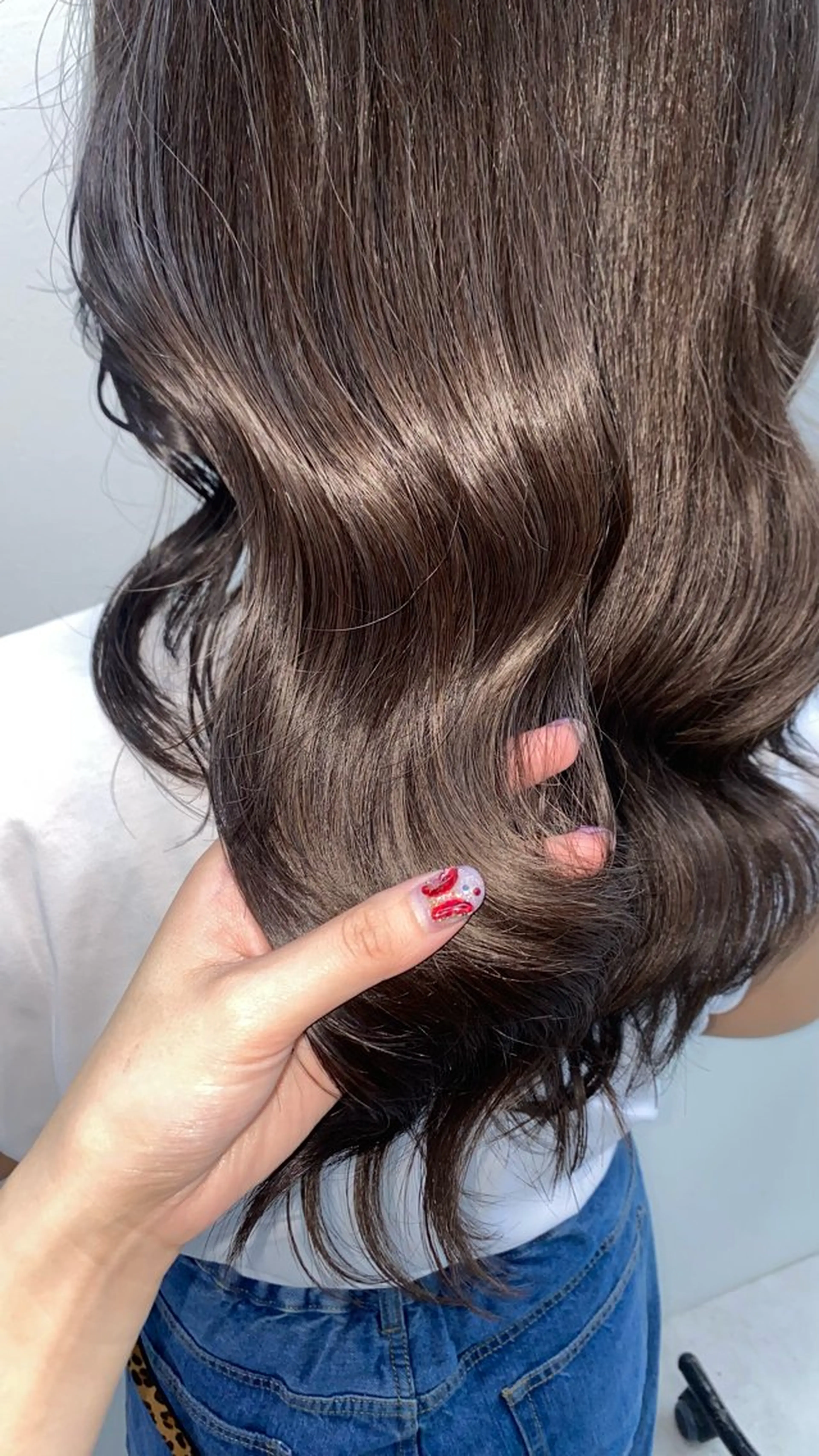 ミディアム カラー BOND TOKYO所属・🌈似合わせカラー 🎀 MIO🌈のヘアスタイル