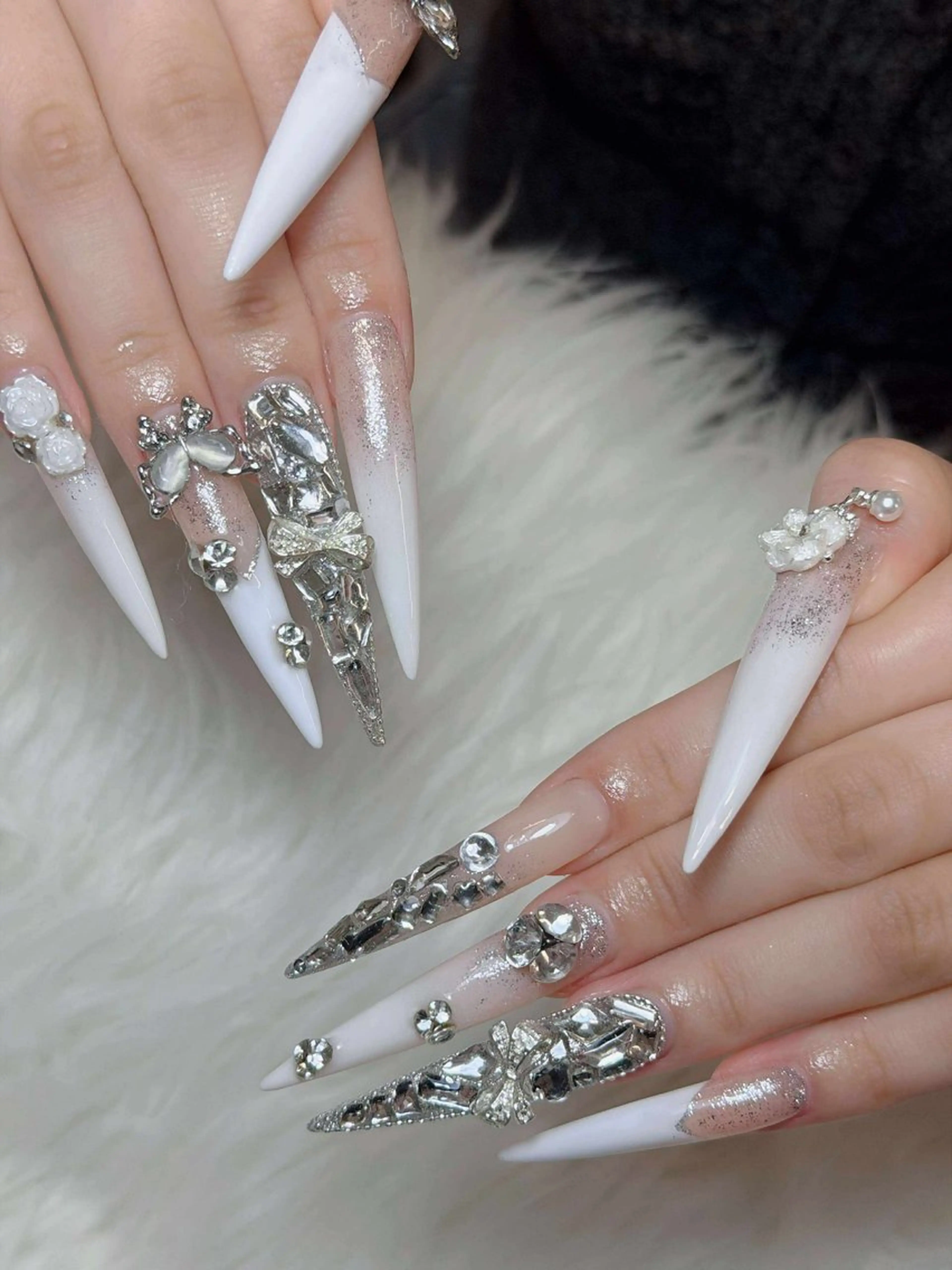 ネイル オーロラネイル チークネイル フットネイル フレンチネイル ハロウィン ハンドネイル Lumi Nail 新大久保3‘のネイルデザイン