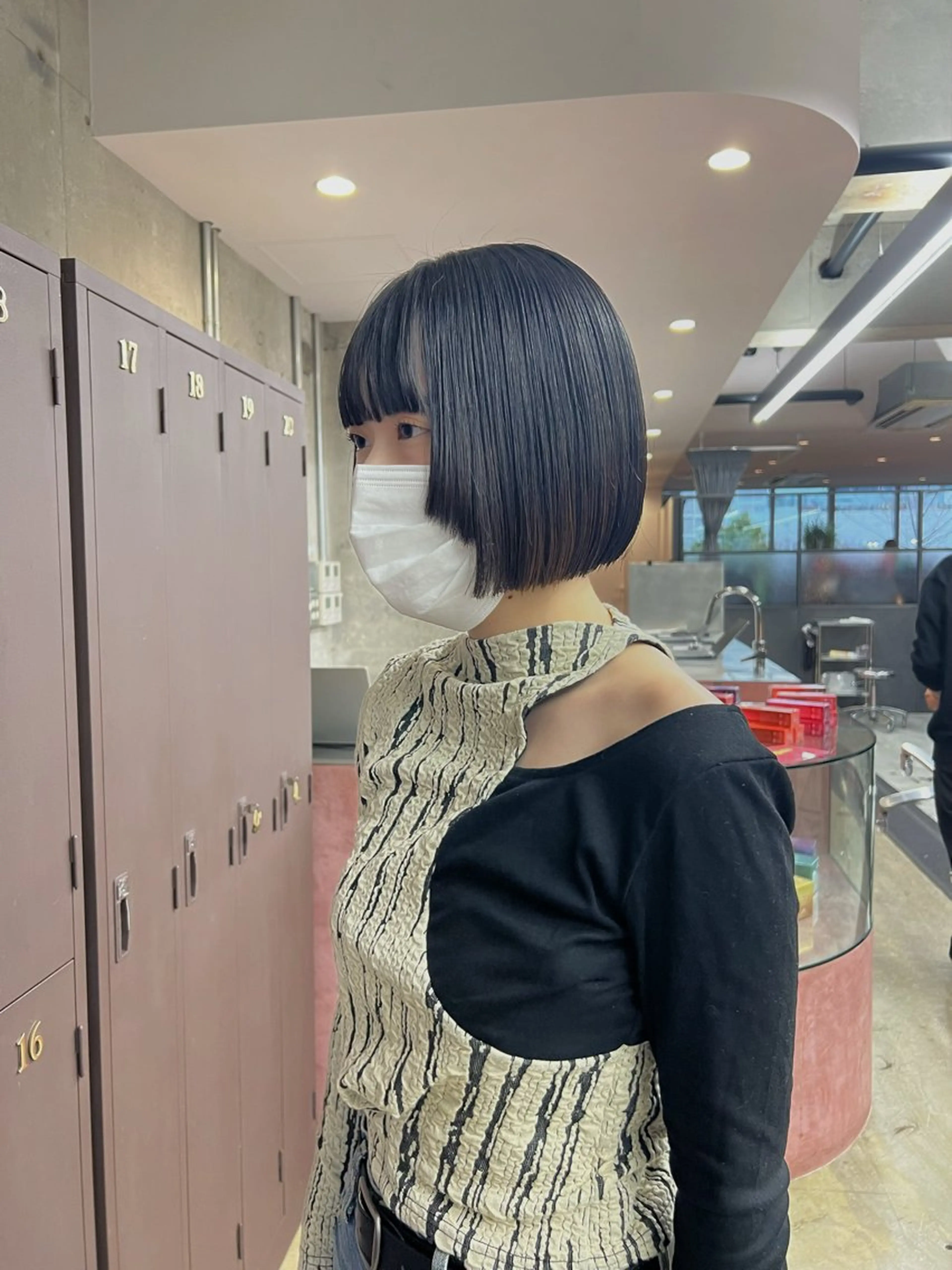 ショート ボブ 髪質改善 カット 縮毛矯正 era所属・azumi/ボブ/暖 色/オリーブ/縮毛のヘアスタイル