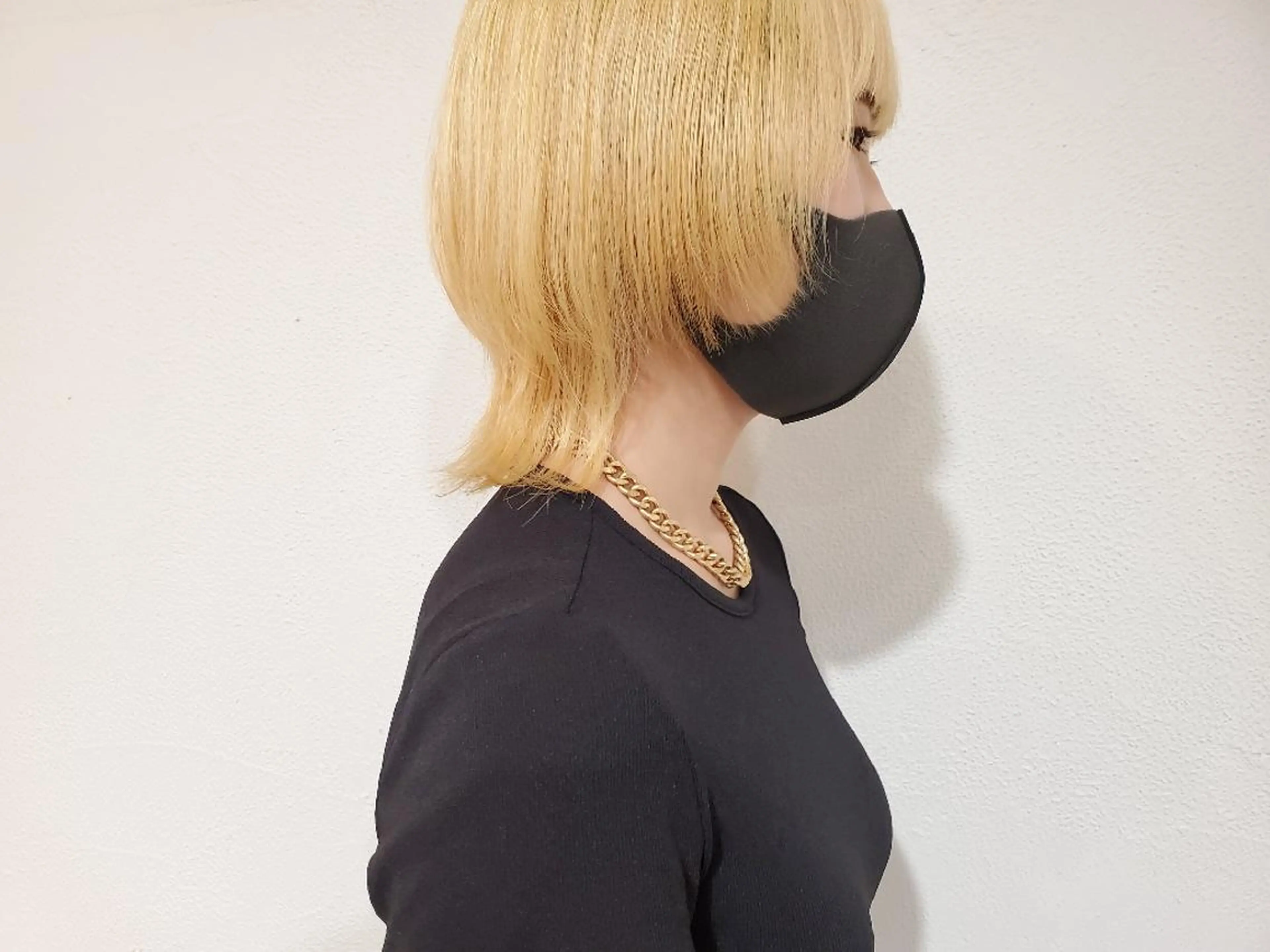 ミディアム ウルフカット パ ルのヘアスタイル