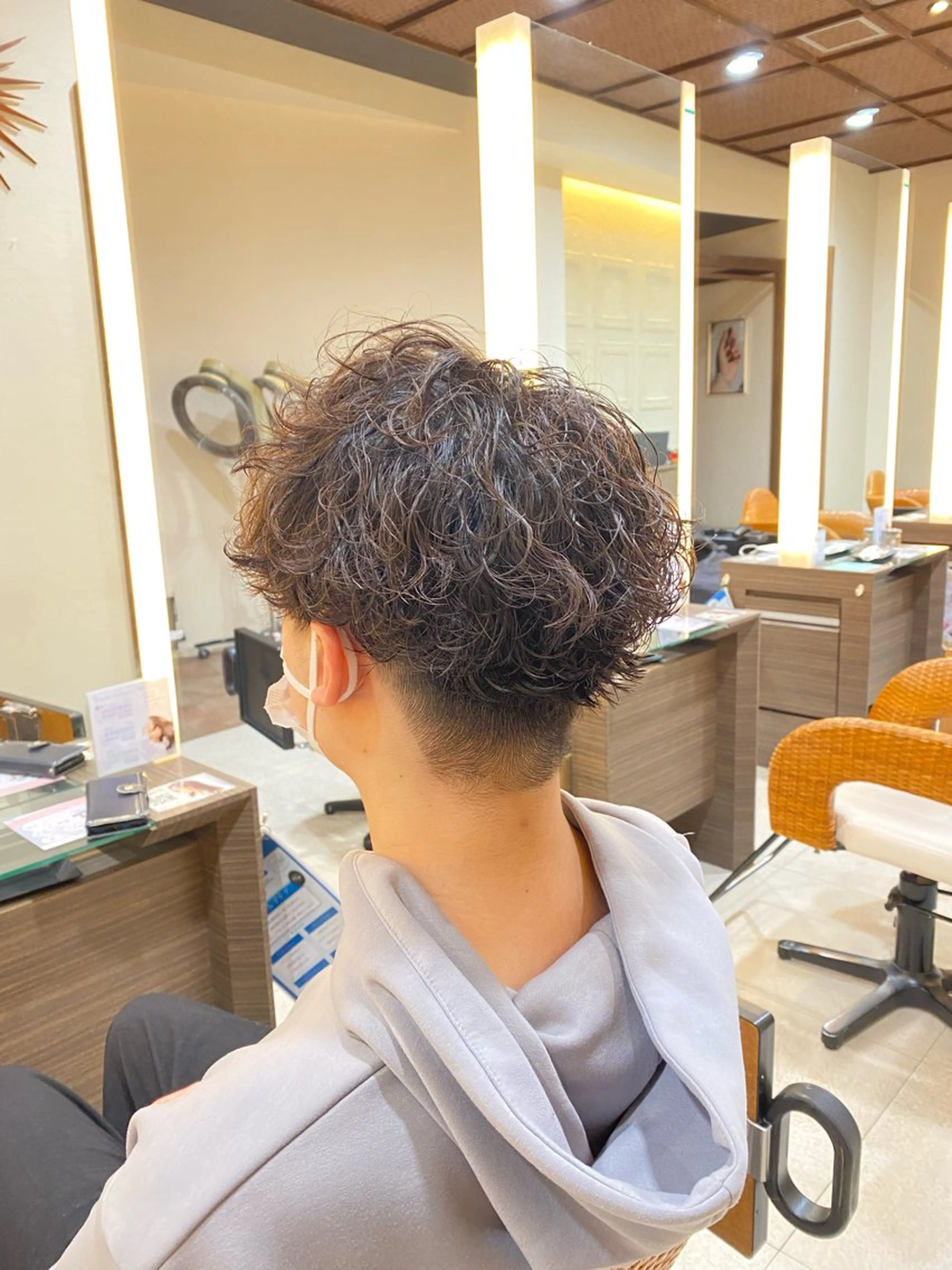 パーマ メンズ カット パーマ トリートメント スパイラル波巻き パーマ井本汰壱のヘアスタイル