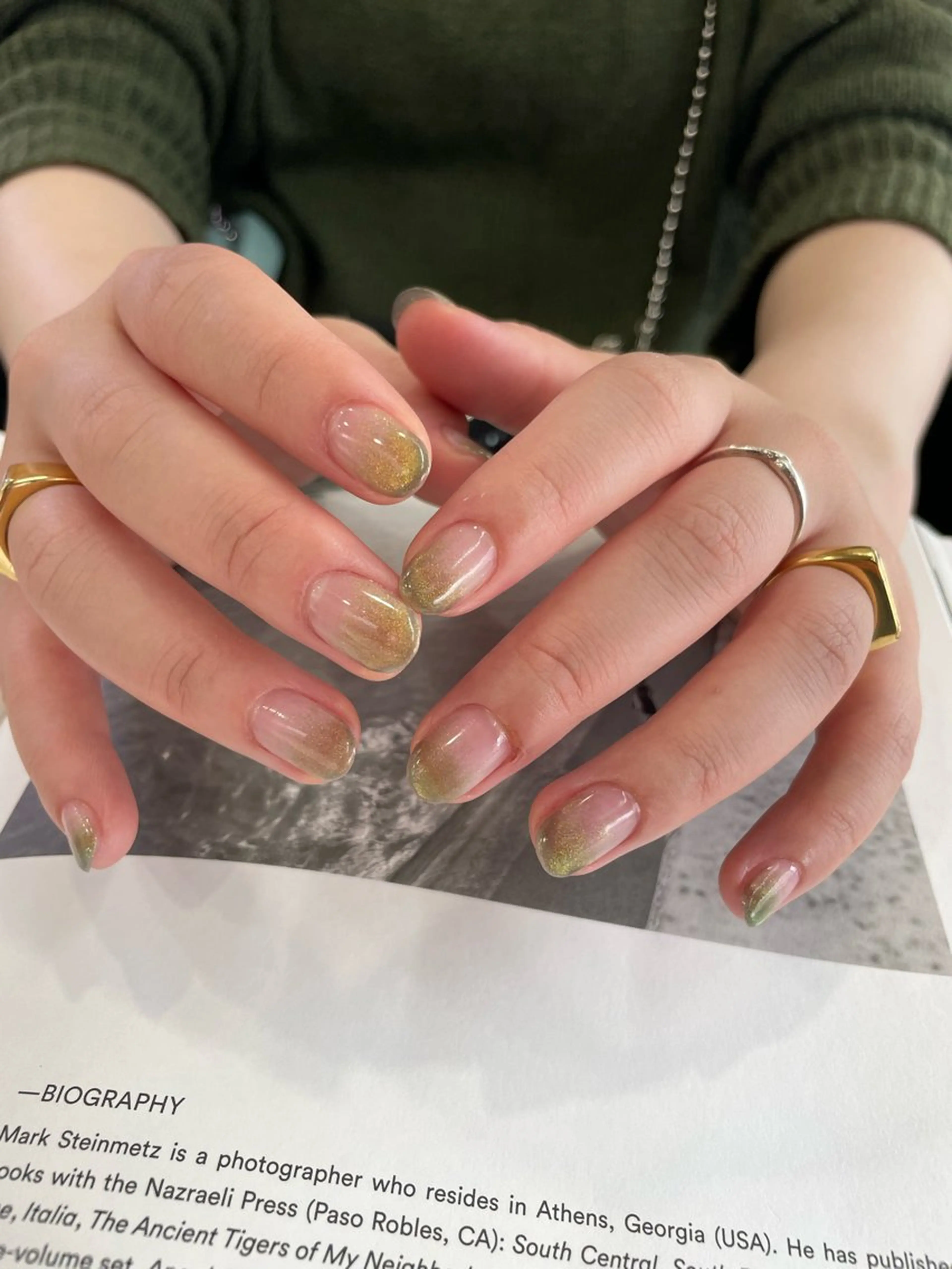 ネイル ジェルネイル マグネットネイル ミサキ CHIC NAILのネイルデザイン