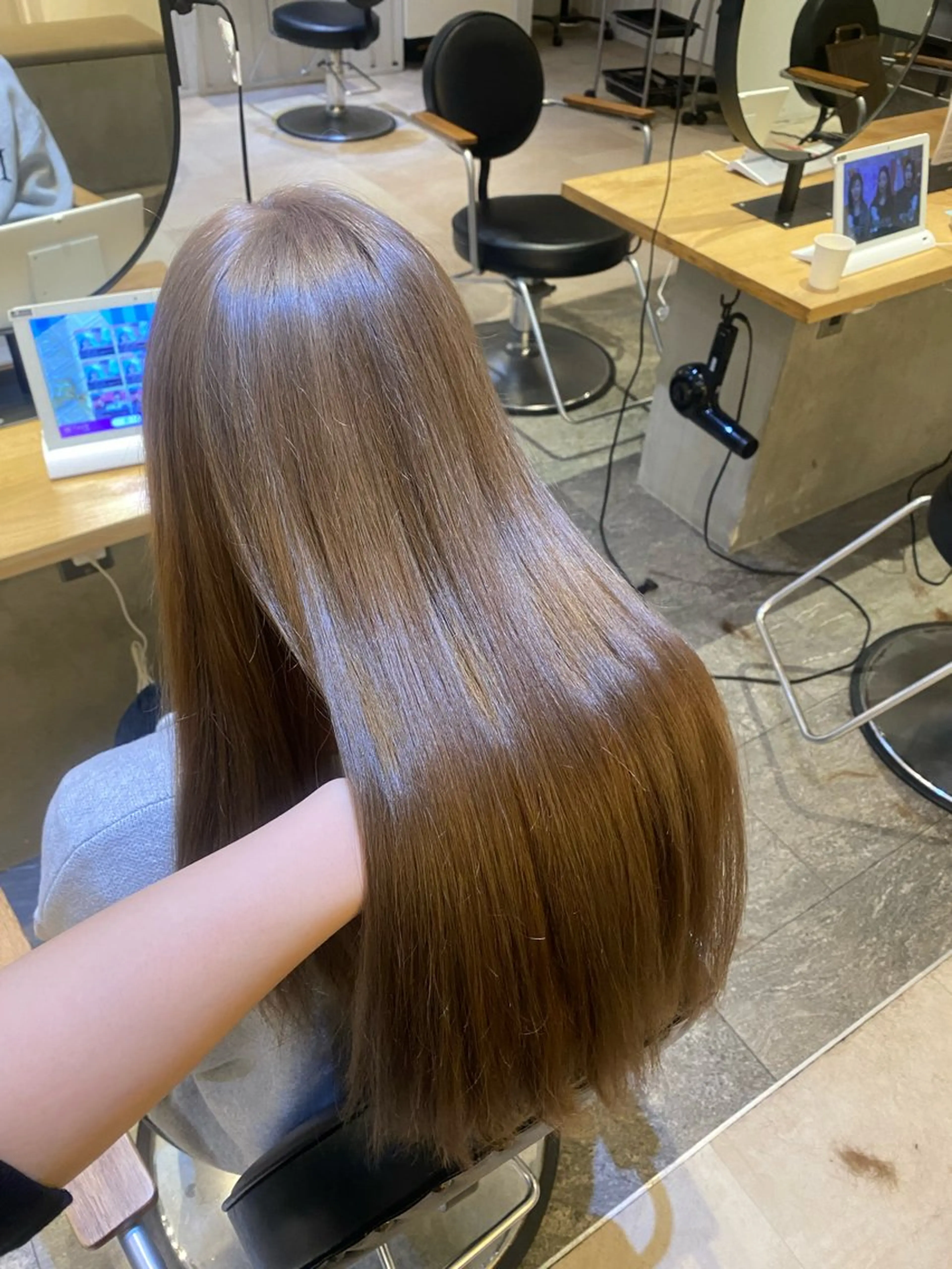 ロング カラー 髪質改善＆トリートメント over hair所沢店所属・韓国風/レイヤー/ 𝑵𝒂𝒏𝒂🩶のヘアスタイル