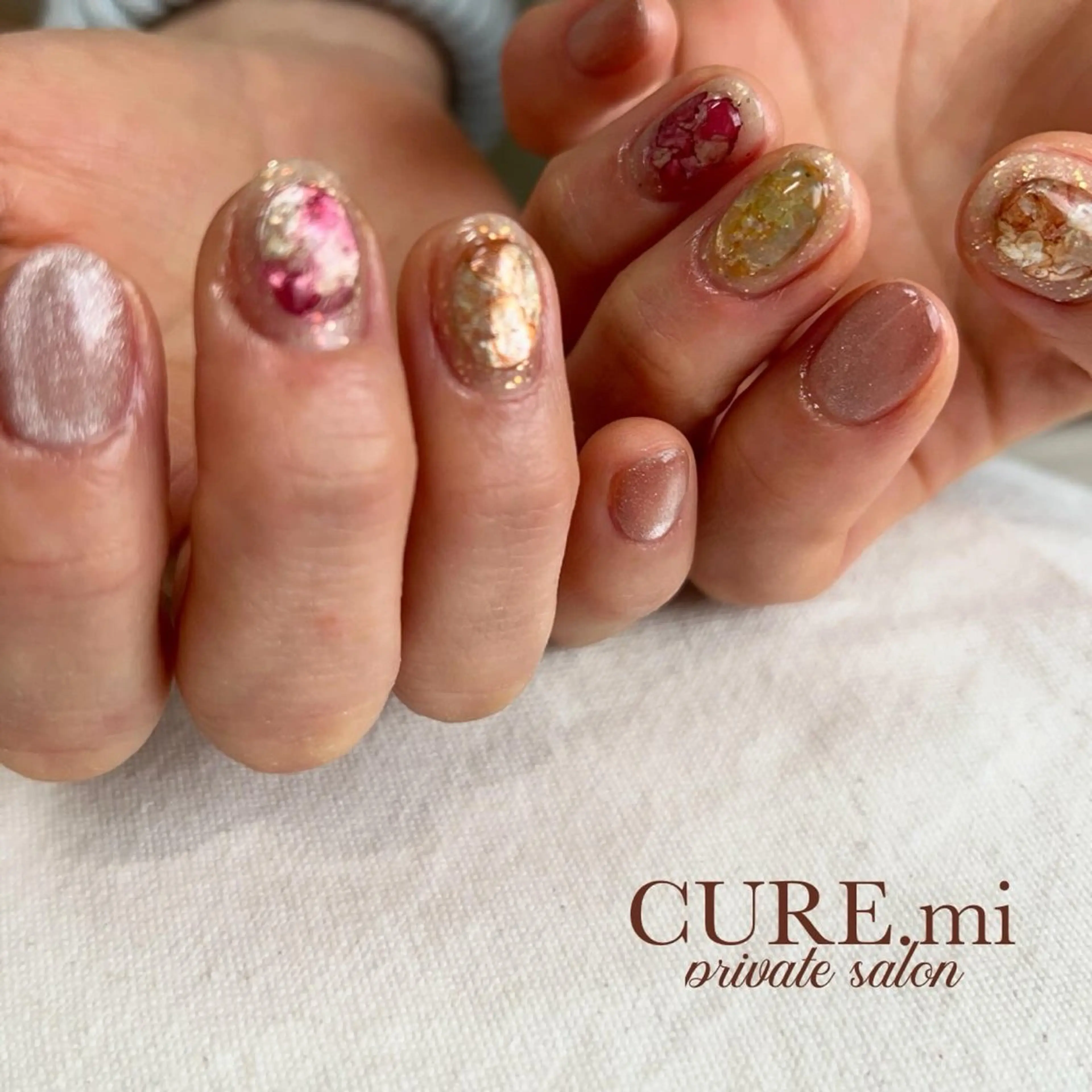 ネイル キラキラネイル マグネットネイル ハンドネイル ハンドケア 伊藤 美香のその他イメージ