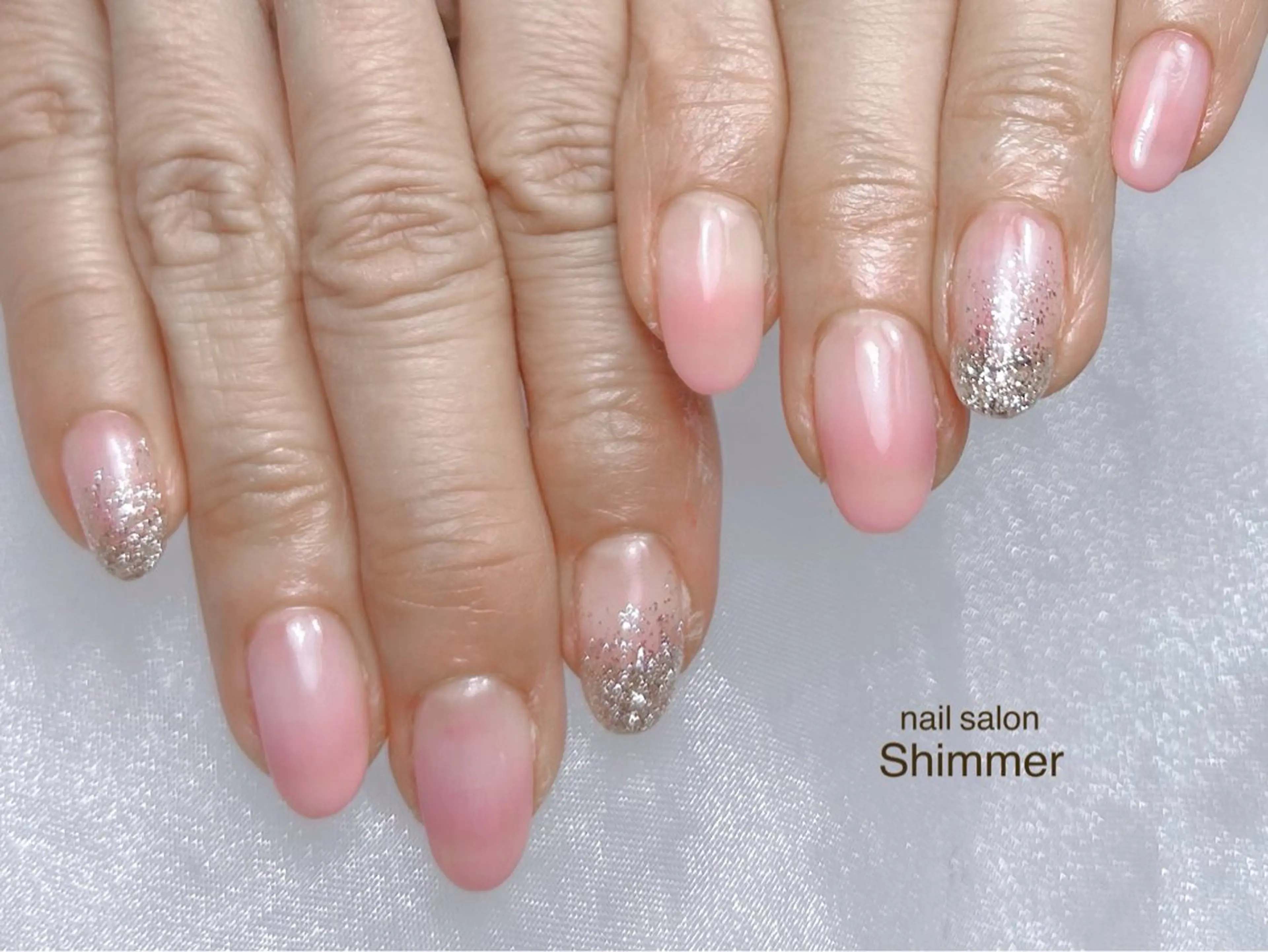 ネイル Shimmer Risaのネイルデザイン