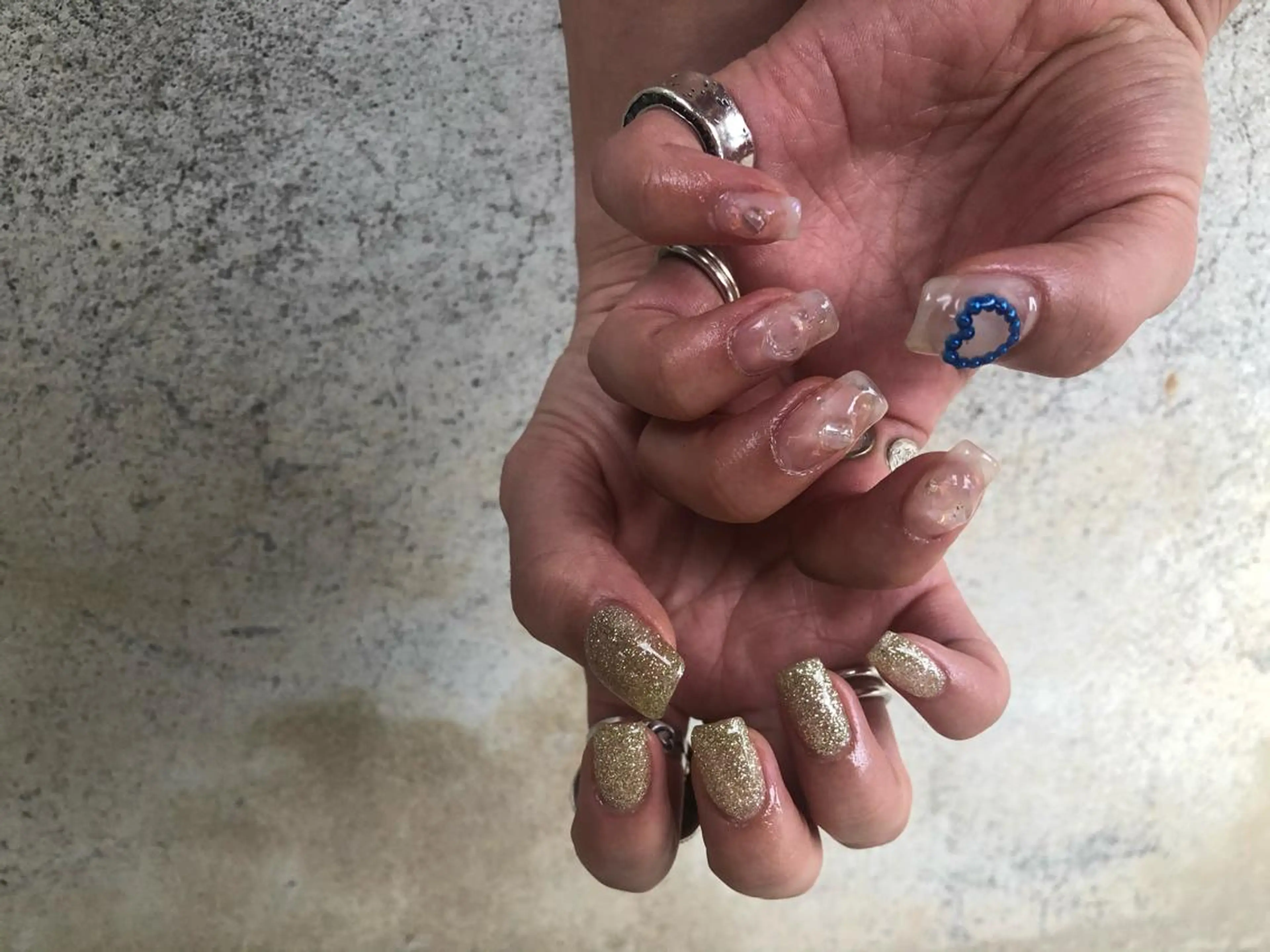 ネイル nailsalon　hue所属・小山 羽奈のネイルデザイン