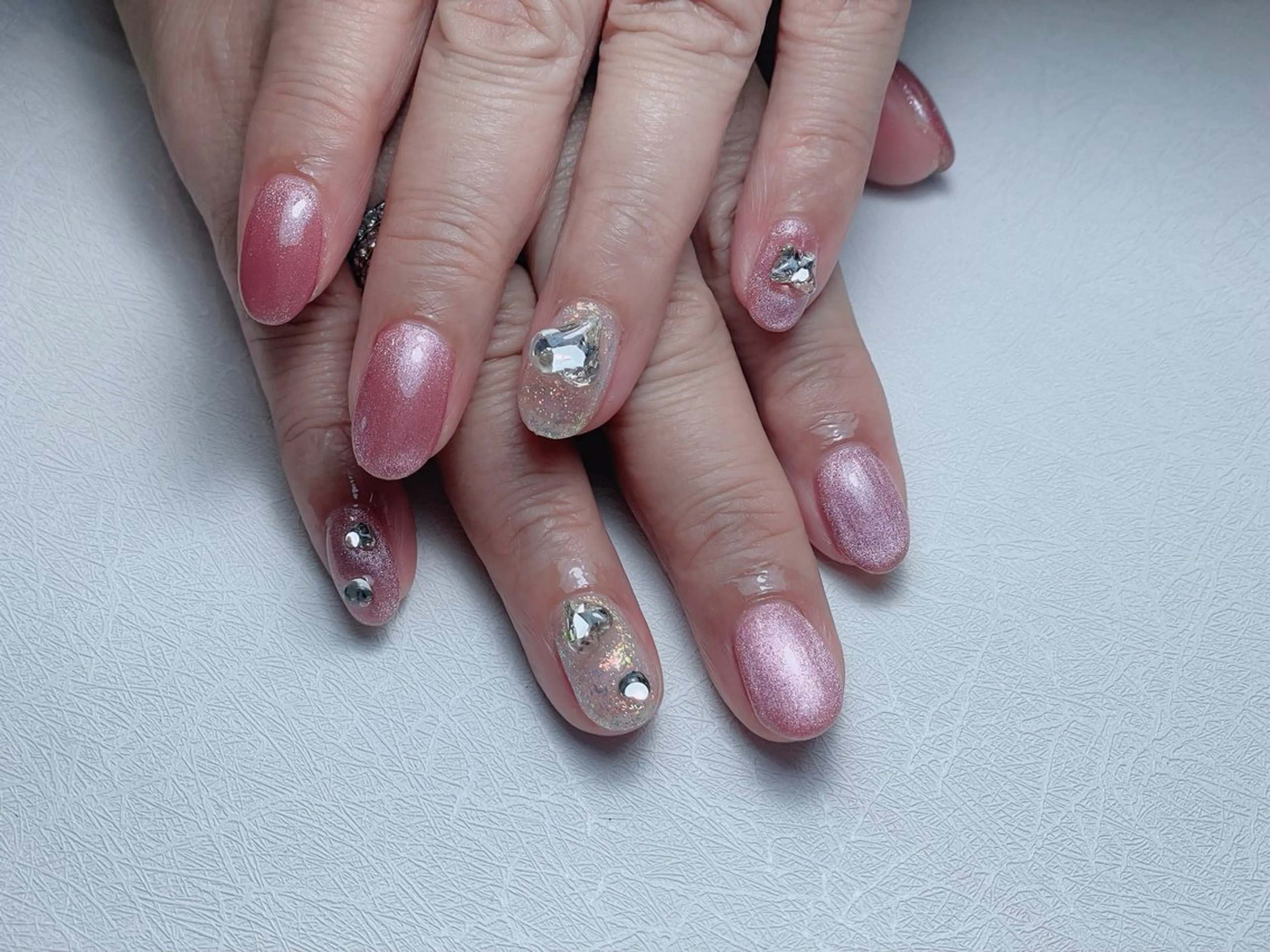 ネイル チークネイル 長さ出し フレンチネイル グラデーション キラキラネイル 中野駅から2分 MEO NAILのネイルデザイン