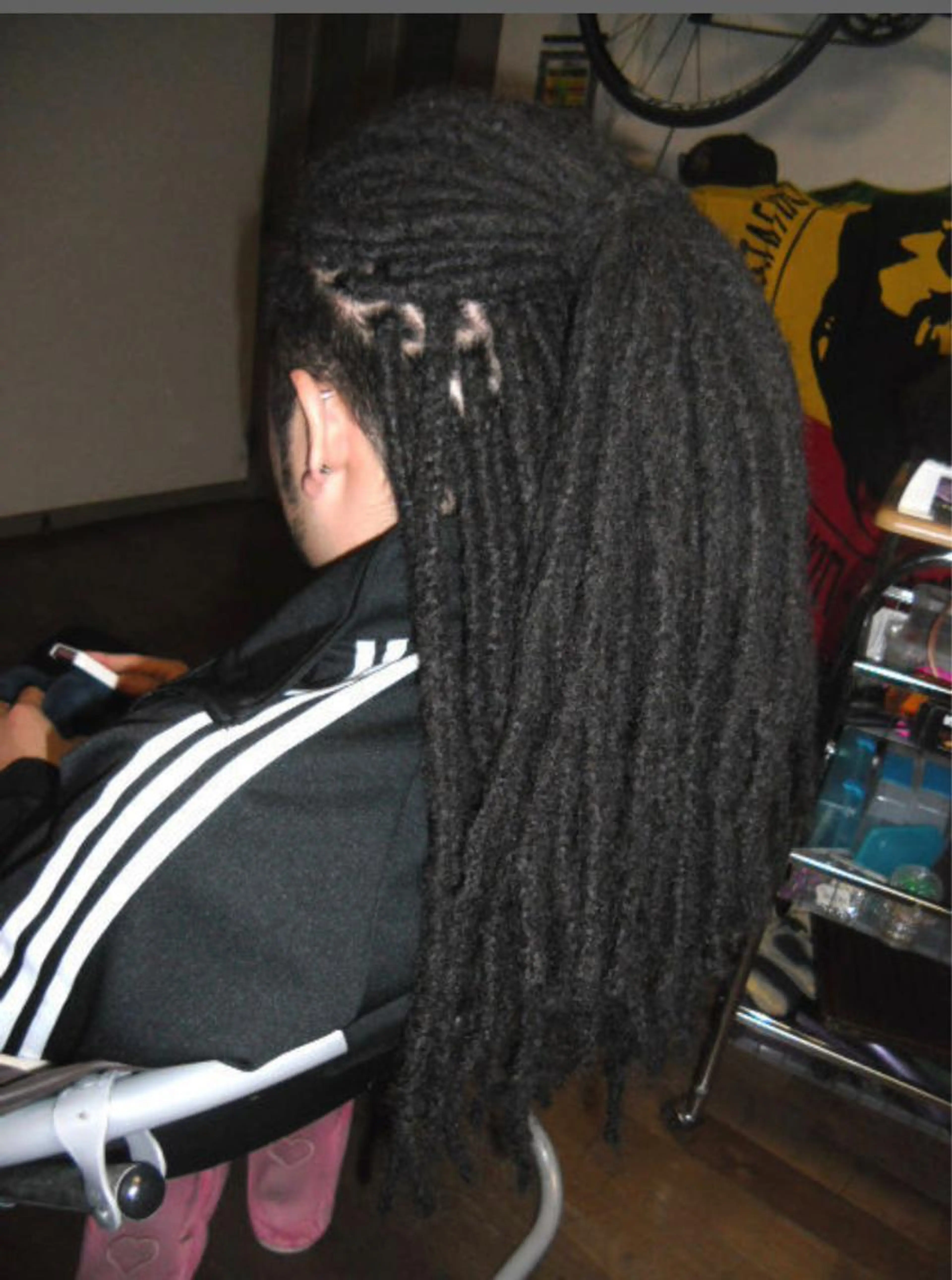 エクステドレッド胸50本¥33000。70本36000。の写真