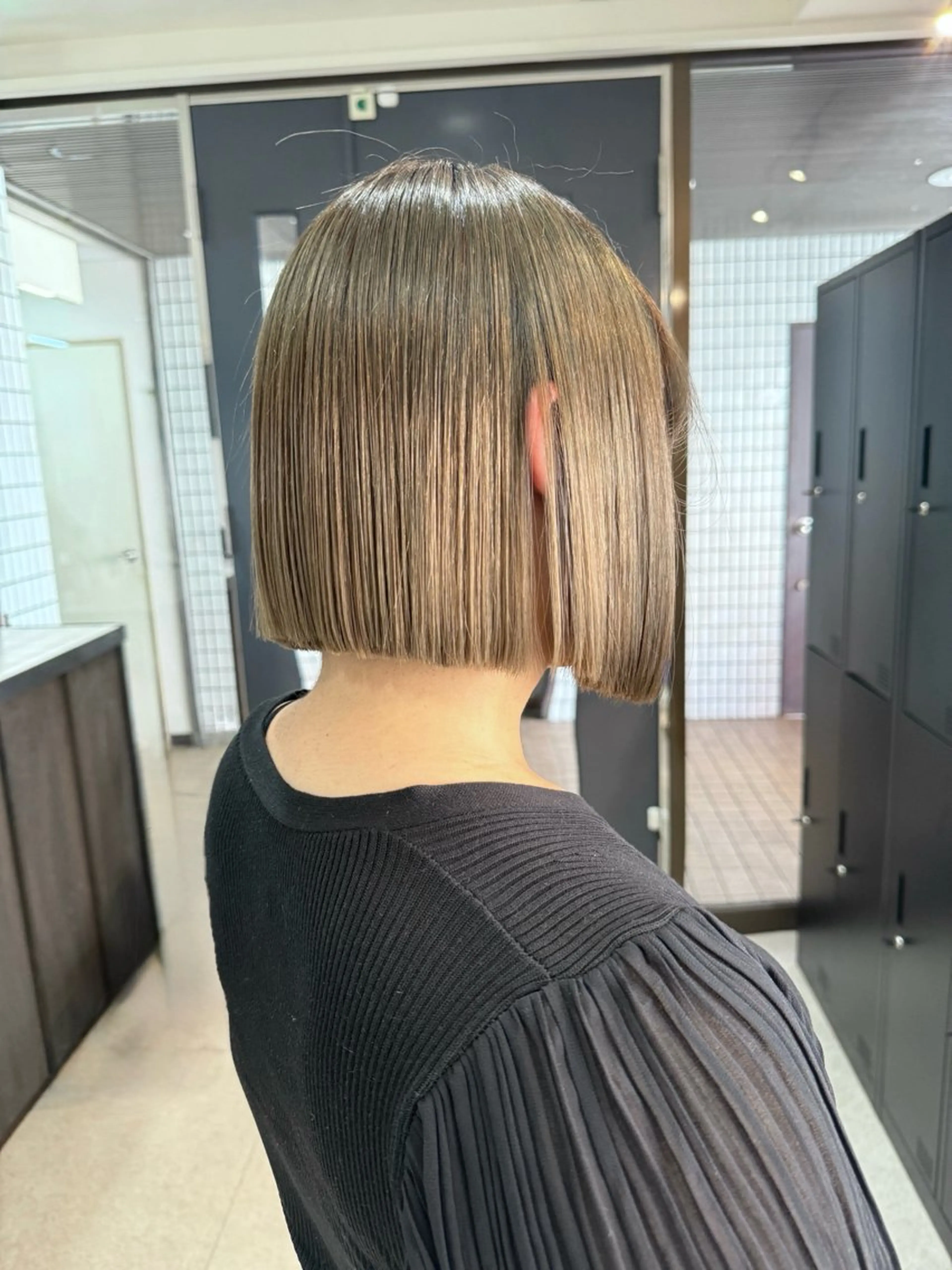 ショート カラー ハイトーンカラー ボブ SHICUNEアサミ /ショート/メンズのヘアスタイル