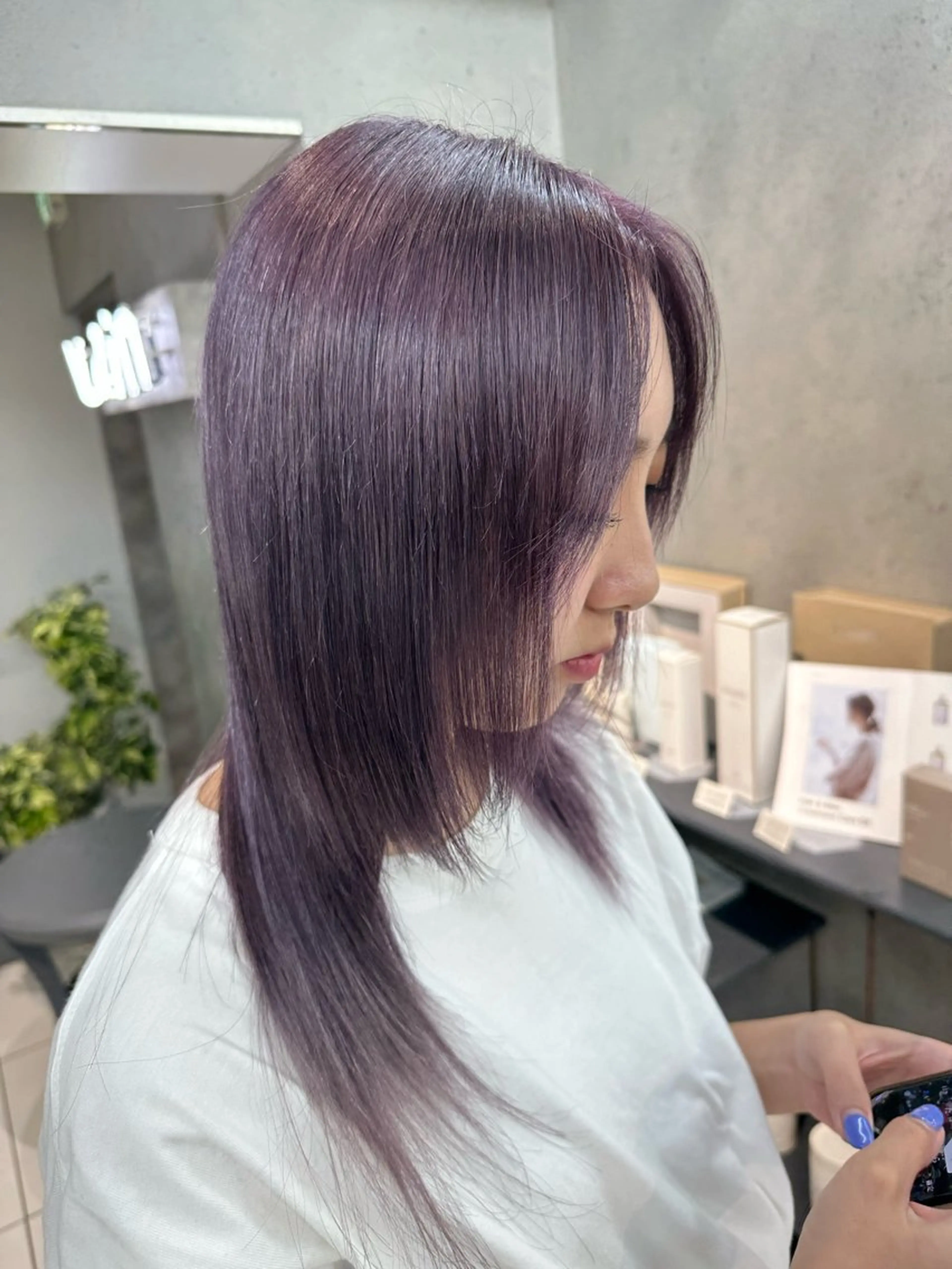 セミロング カラー ヘアカラー トリートメント ハイトーンカラー が絶対可愛い✨泰聖✨のヘアスタイル