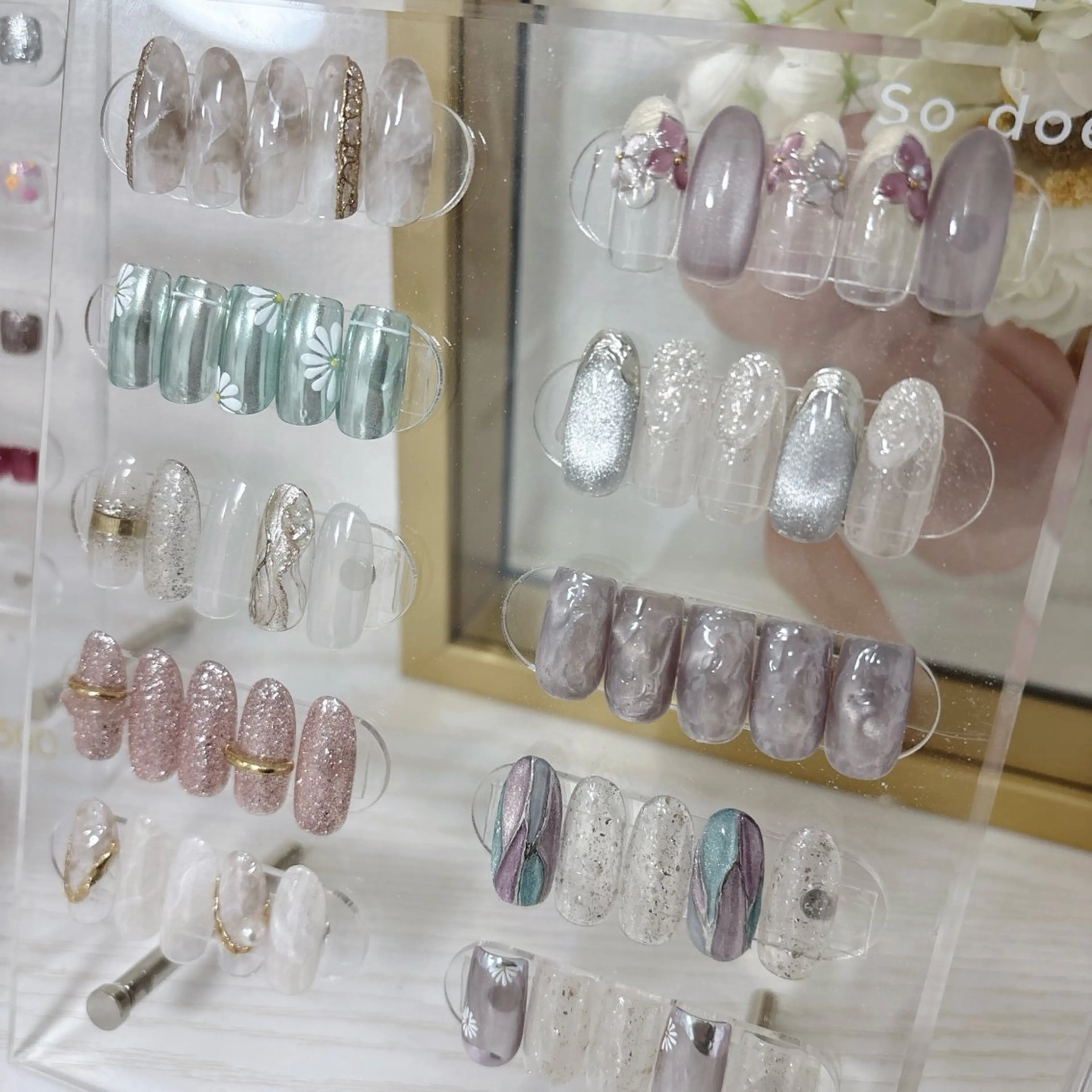 ネイル ハンドネイル Li'a Bloom所属・🦋🤍 madoka🤍のネイルデザイン