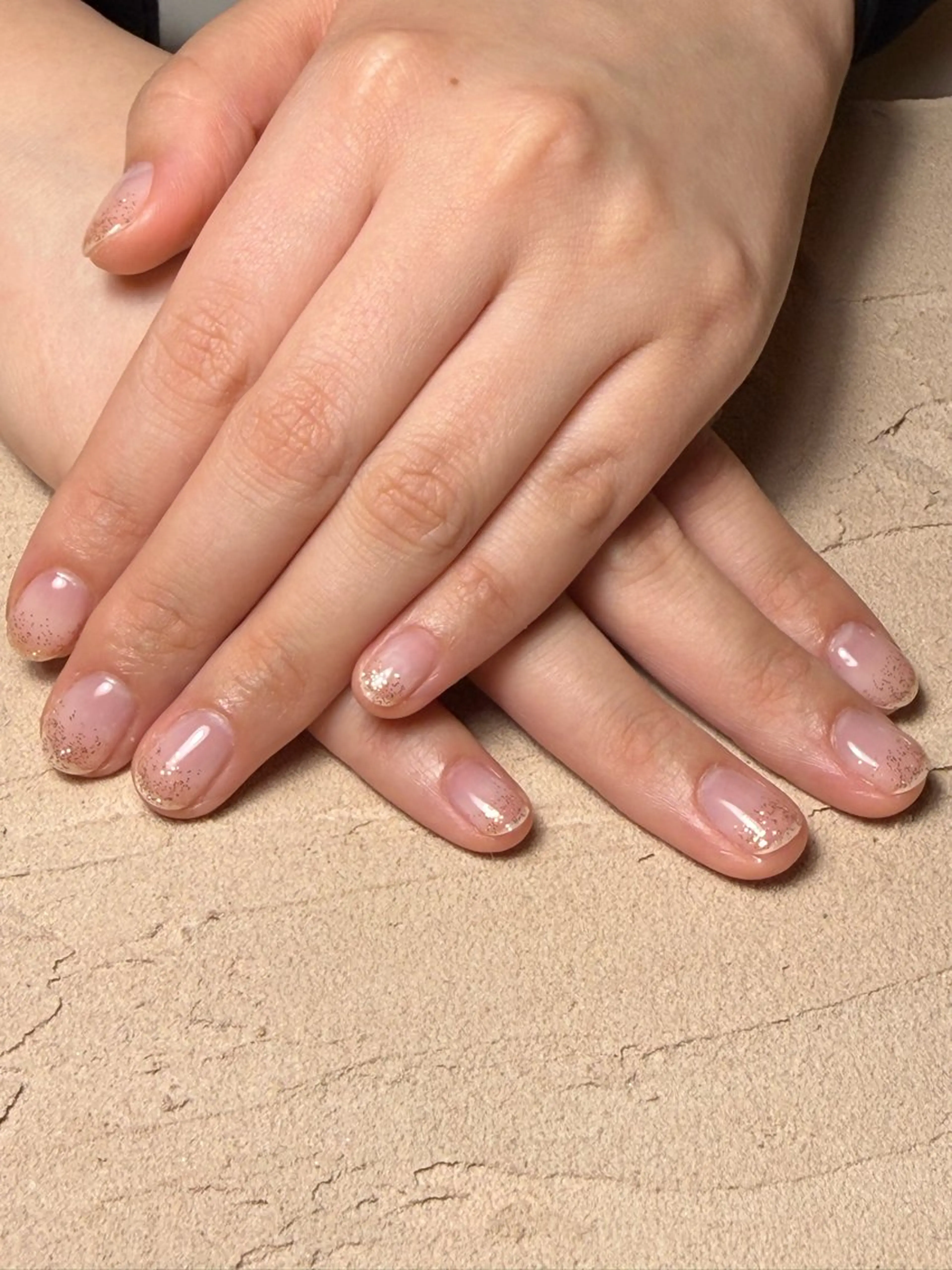 ネイル グラデーション ラメ(グリッター) ラメグラデーション 829NailAtelier所属・829 Wakanaのネイルデザイン