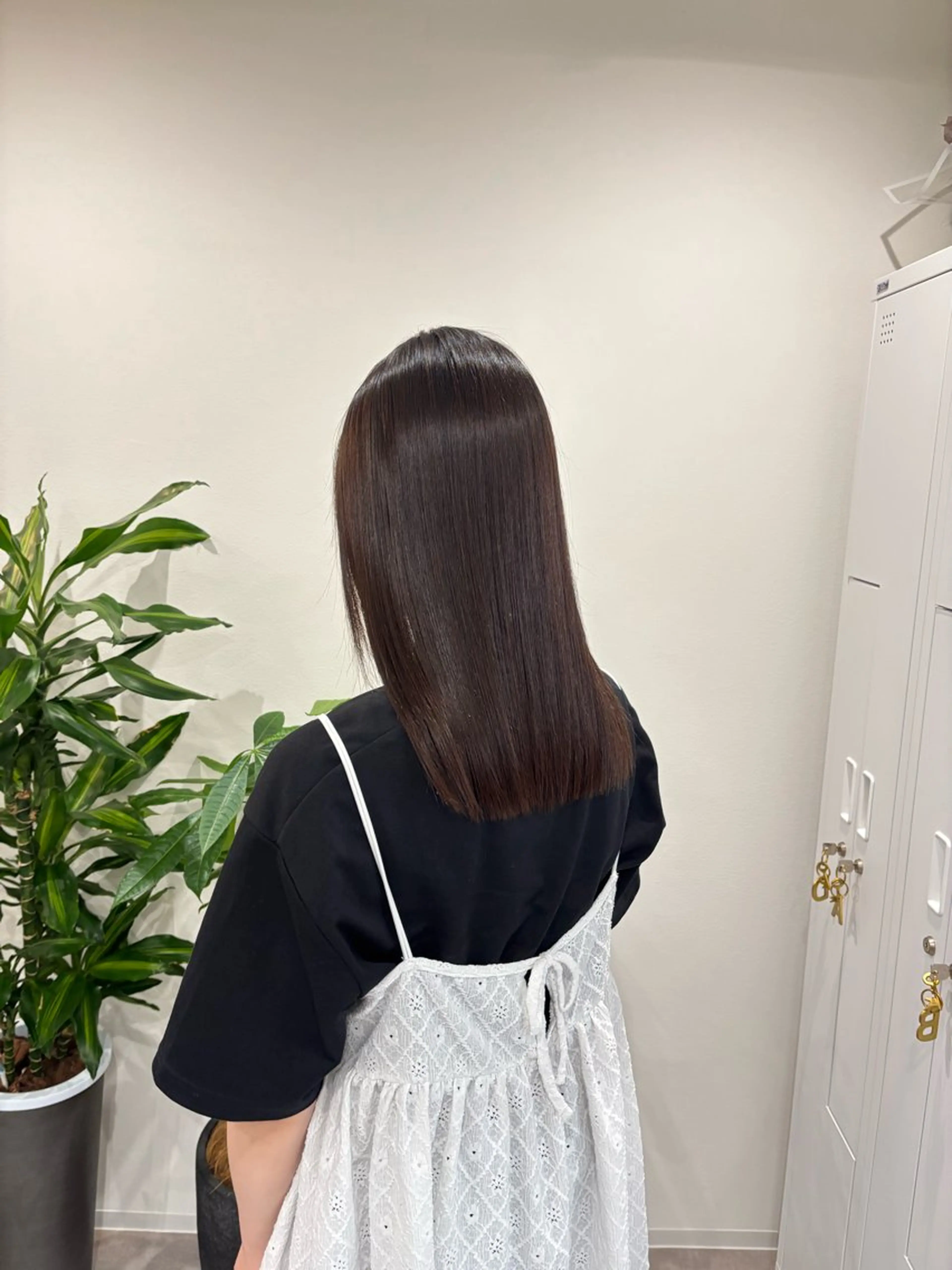 ミディアム ユカ🩵髪質改善 🩵完全マンツーマンのヘアスタイル