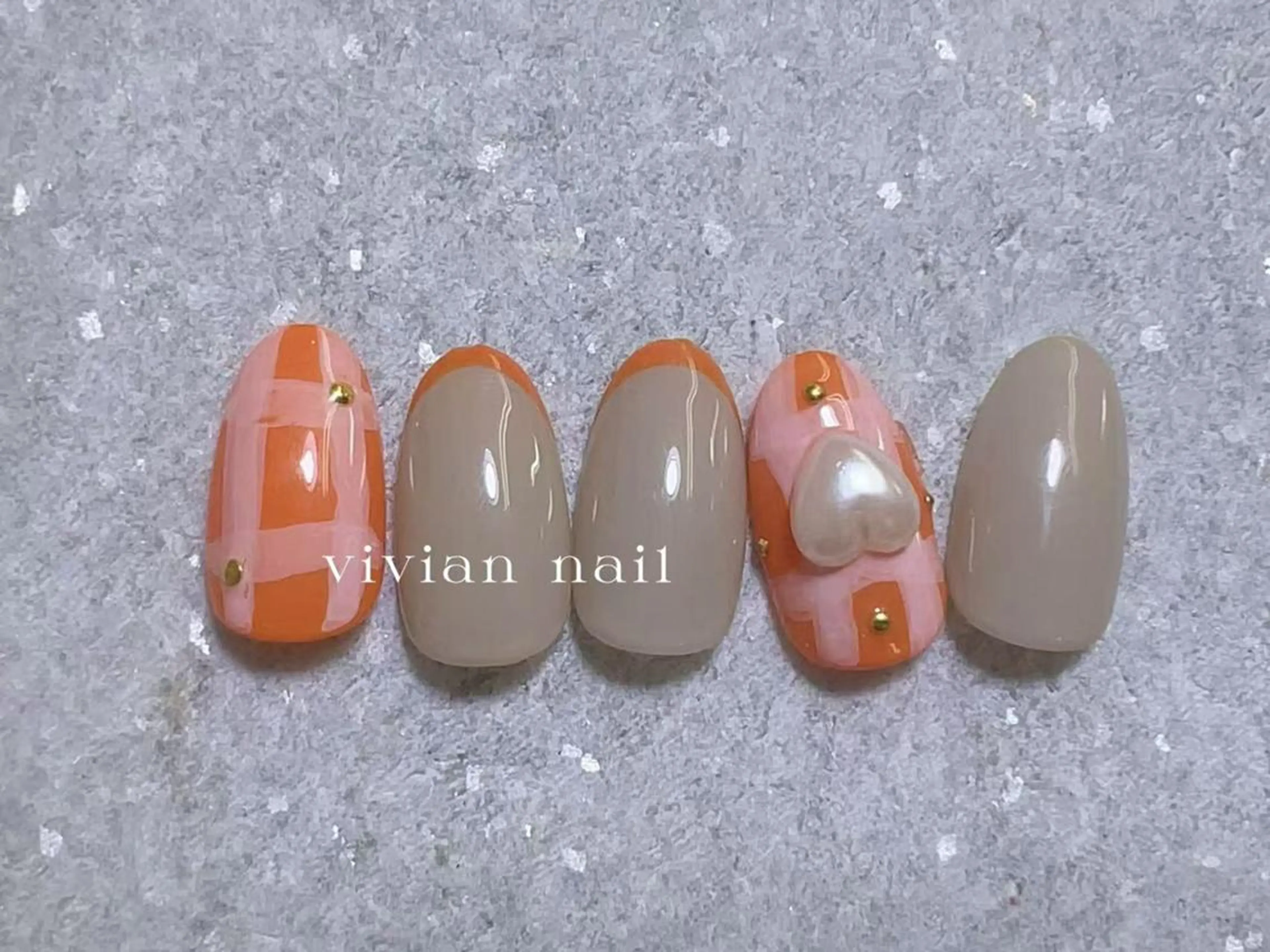 ネイル VIVIAN エイのネイルデザイン