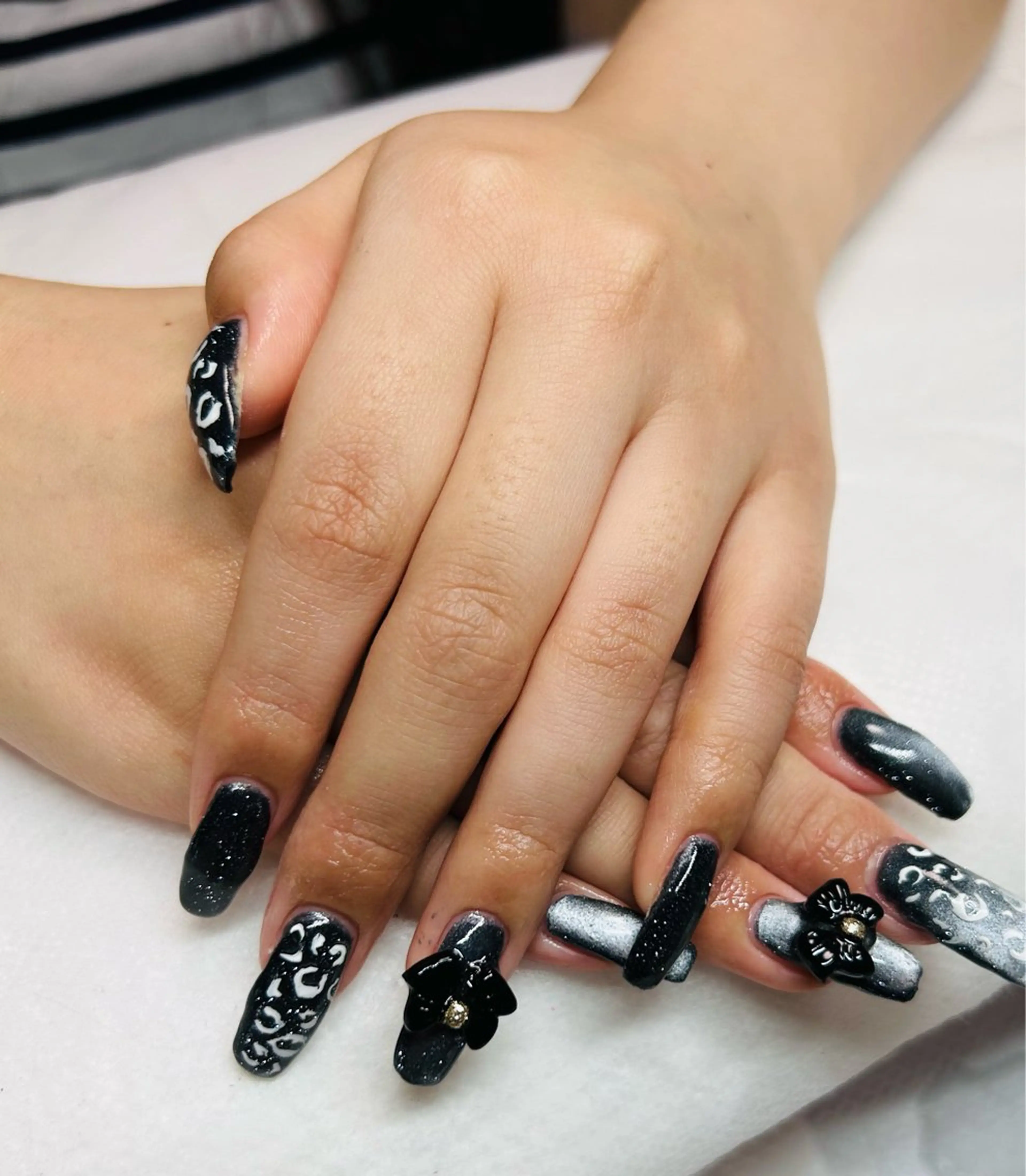 ネイル マグネットネイル リボン Bell Nailのネイルデザイン