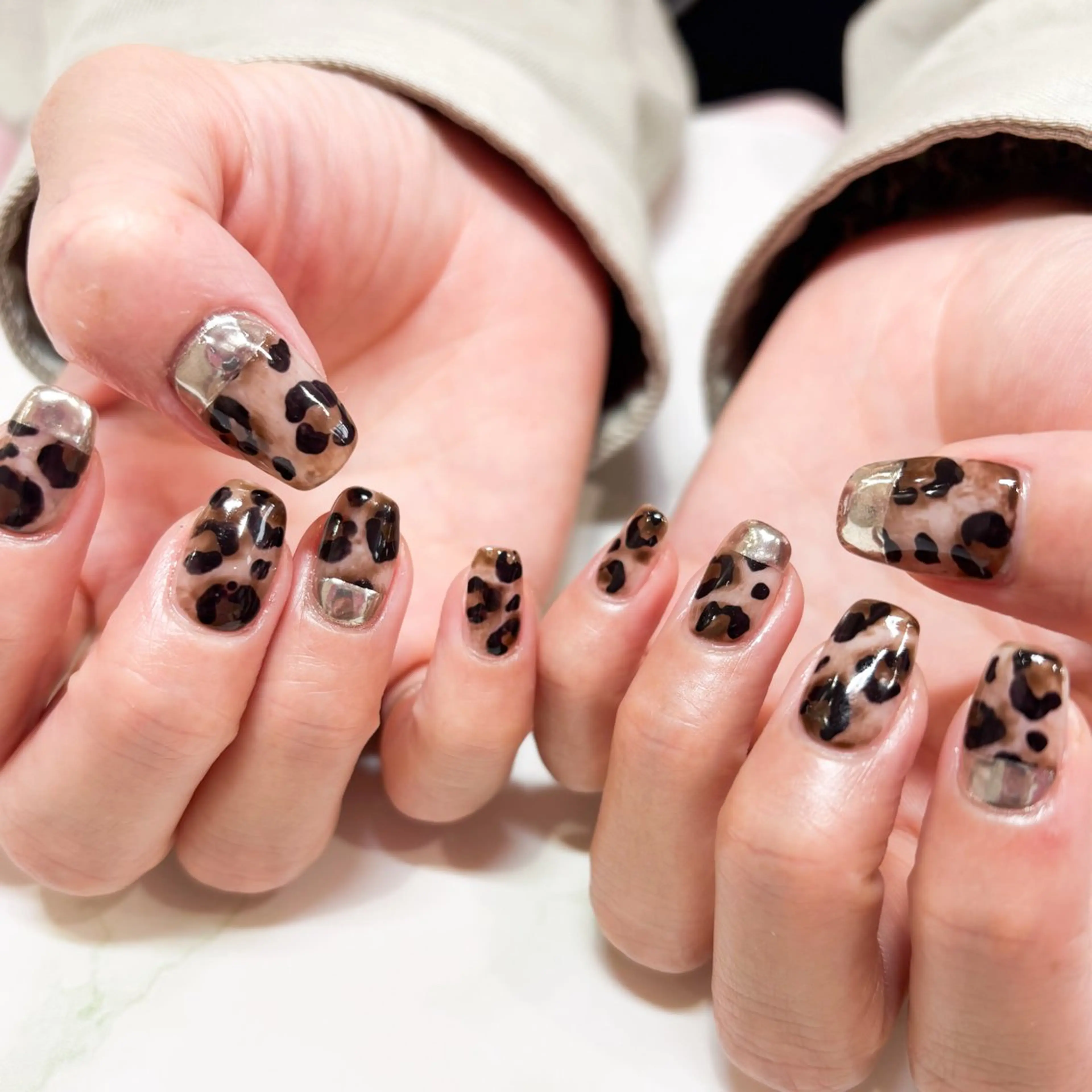 ショート ハンドネイル ブライトサロン🩷 田嶋日向子💅✨のネイルデザイン