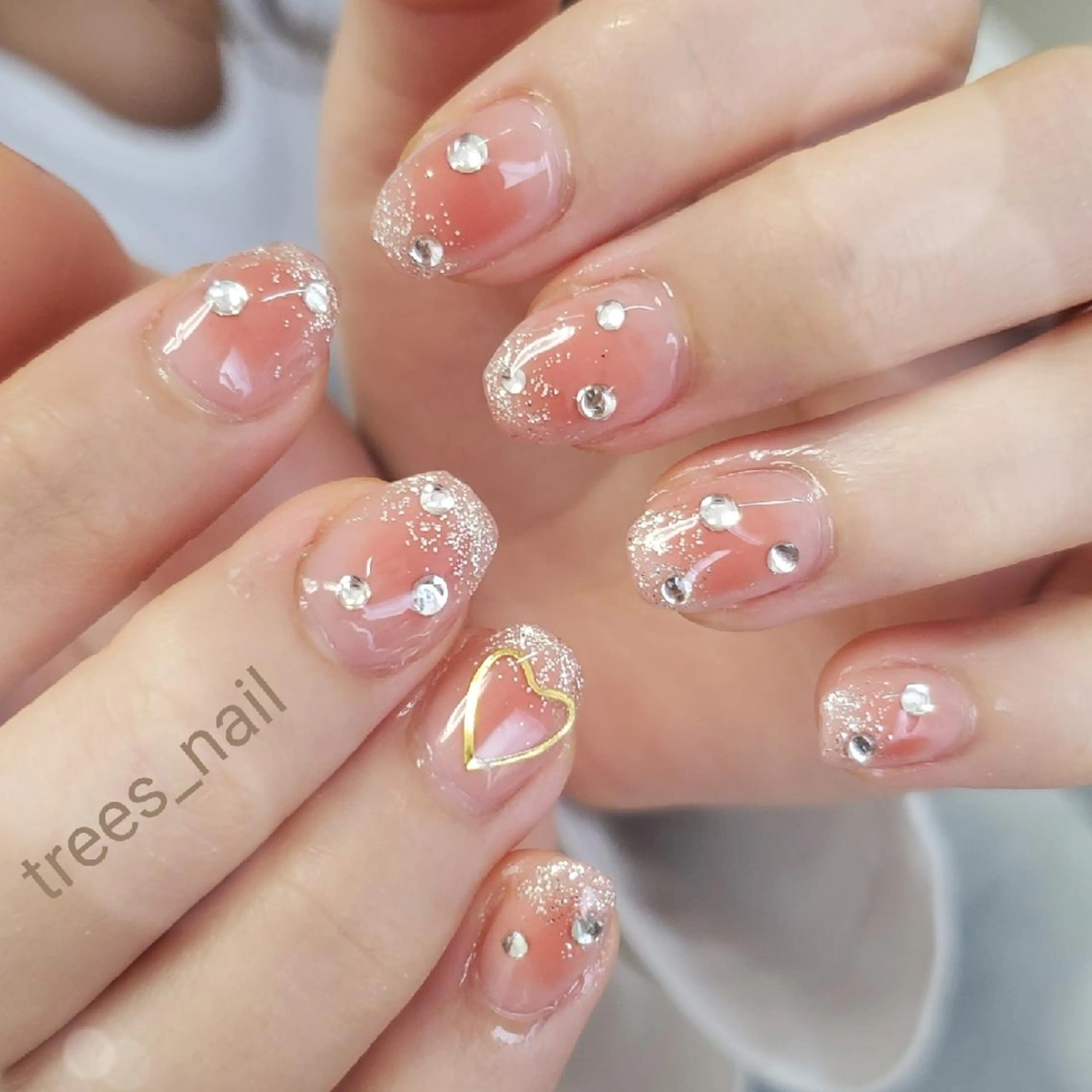 ネイル trees_ nailのネイルデザイン