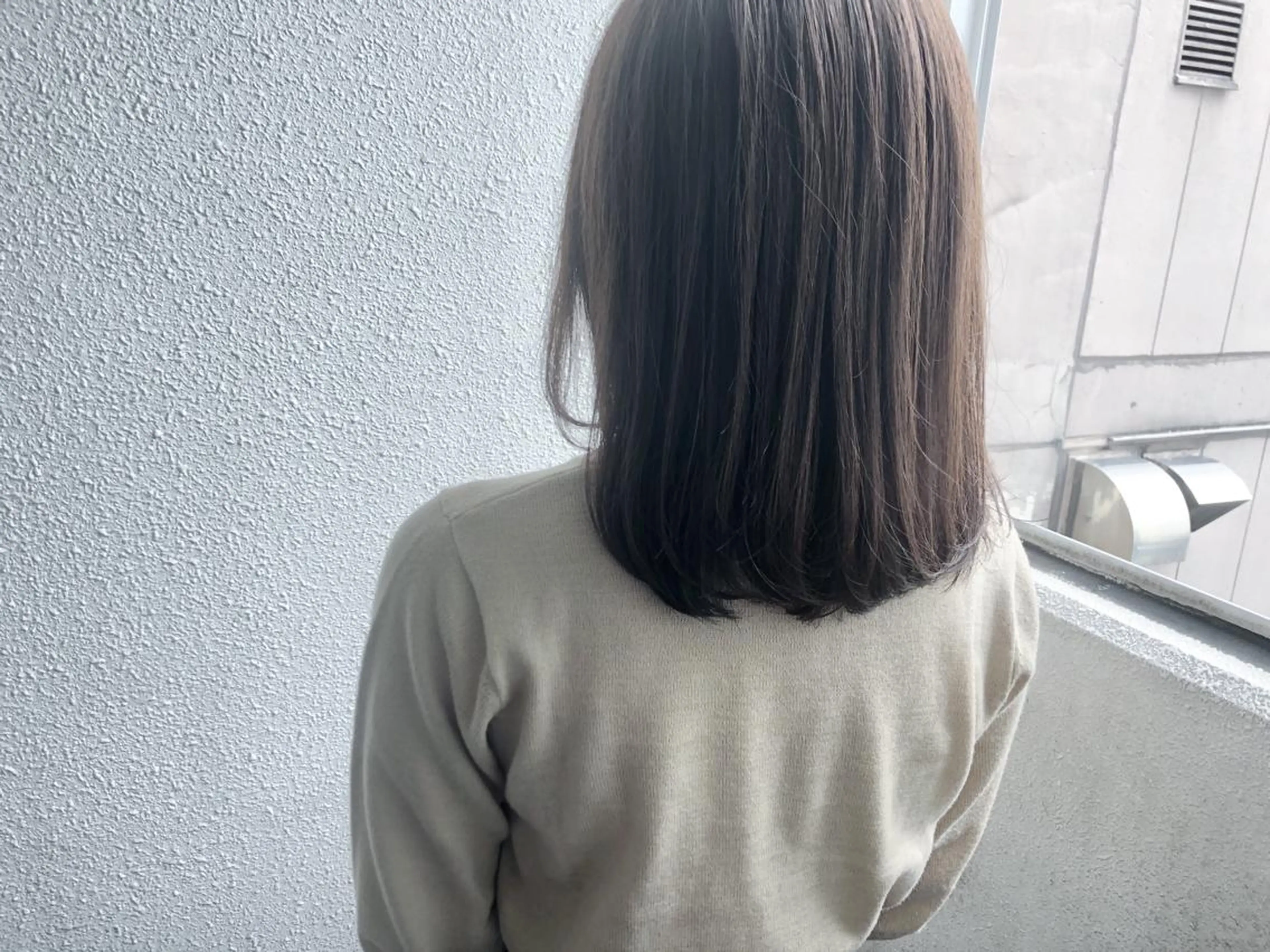 ナチュラルなストレートヘアに 縮毛矯正 or ストレートパーマ + トリートメントの写真