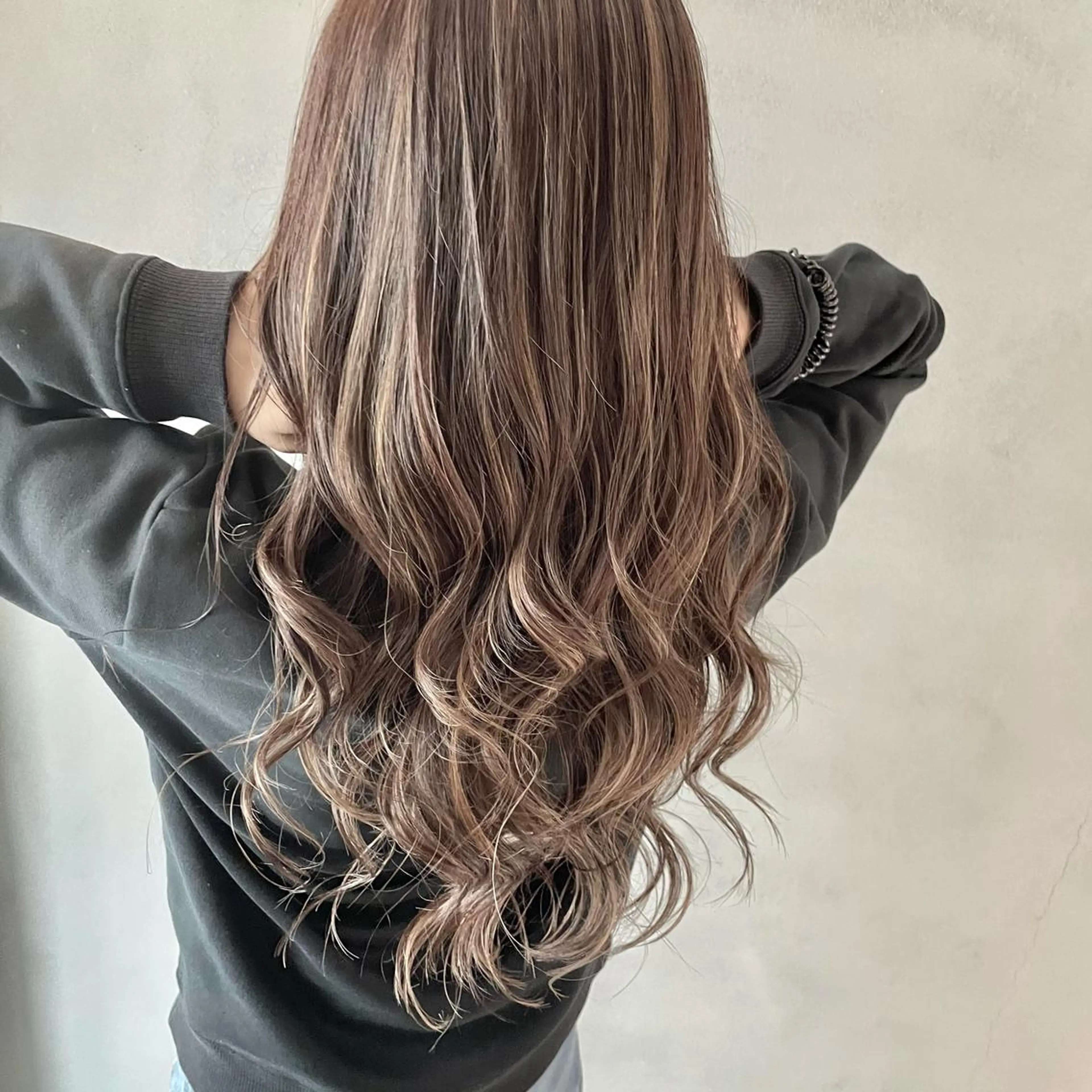 ロング カラー ハイライトカラー ハイライト MiL所属・✨ハイトーン✨ 濱田知孝のヘアスタイル