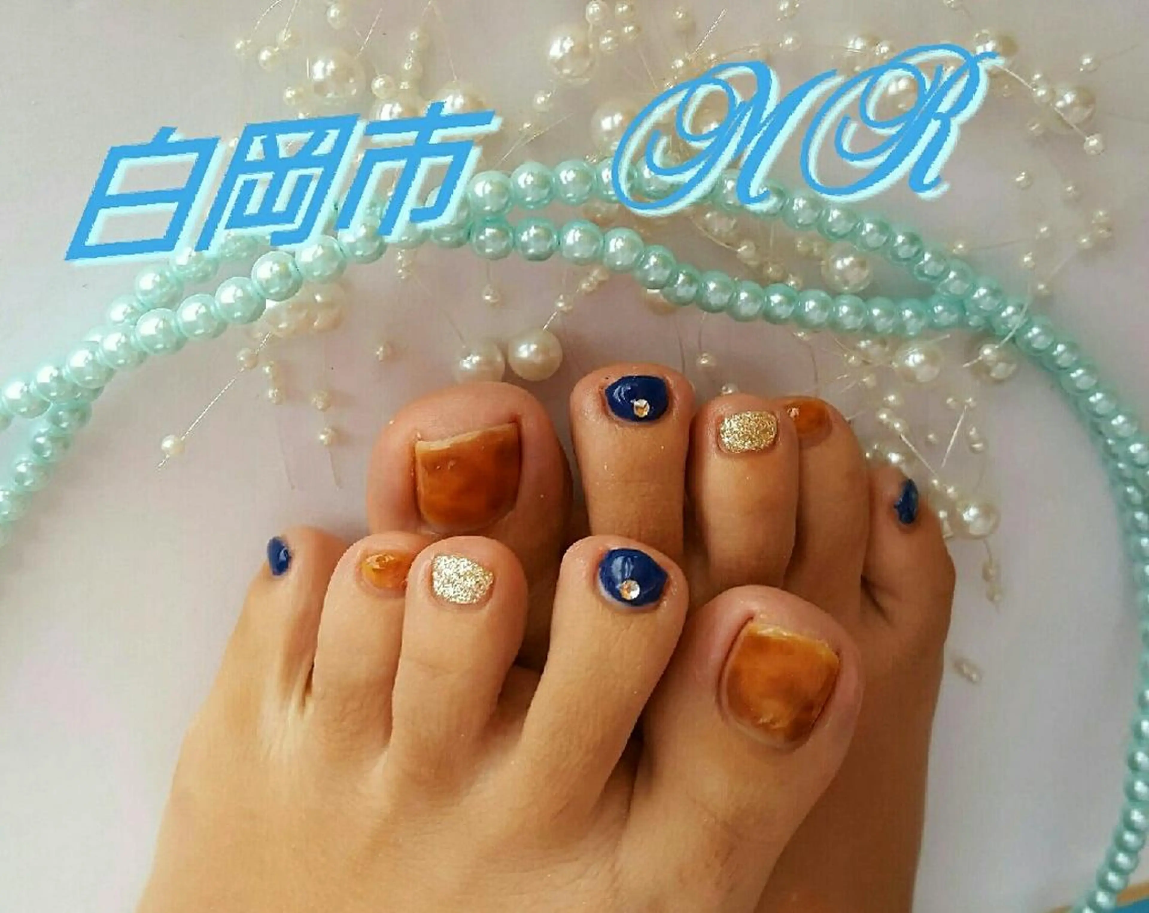 ミディアム ネイル べっ甲ネイル フットネイル ジェルネイル Uchida meのネイルデザイン