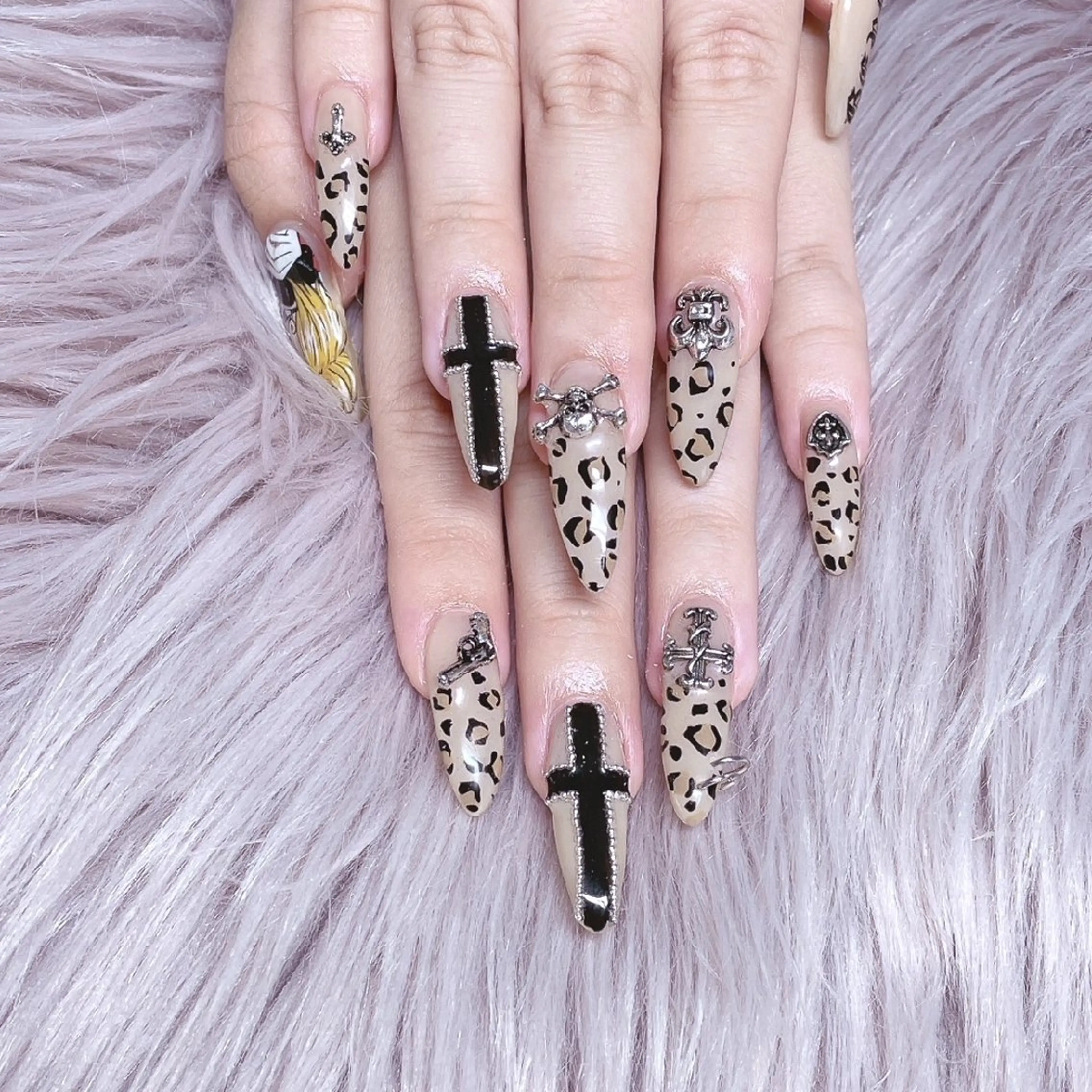 ネイル 稲垣 江梨花のネイルデザイン