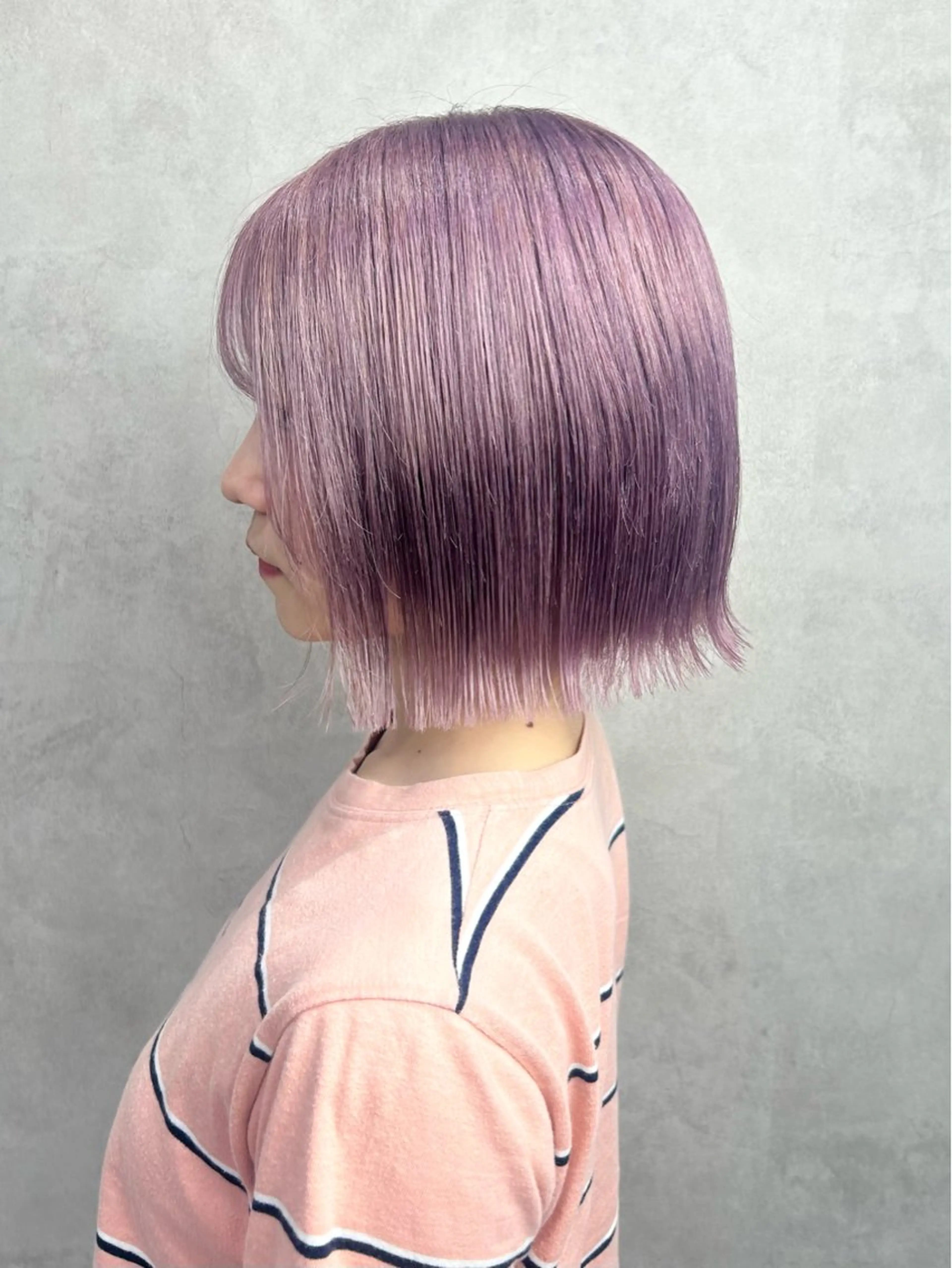 ショート カラー ブリーチ ラベンダーカラー ヘアカラー 💎色落ち綺麗に白肌 ラベンダー💎りんのヘアスタイル