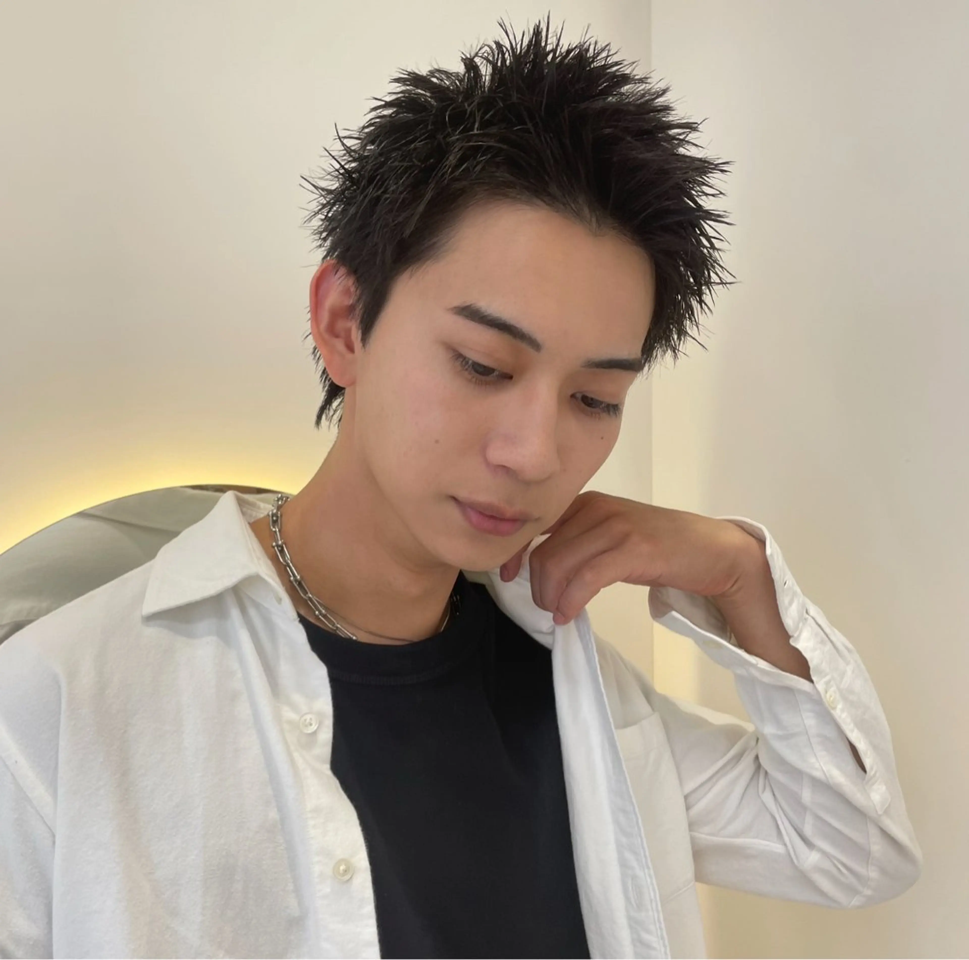 メンズ スパイキーショート カット hana ・メンズ特化のヘアスタイル