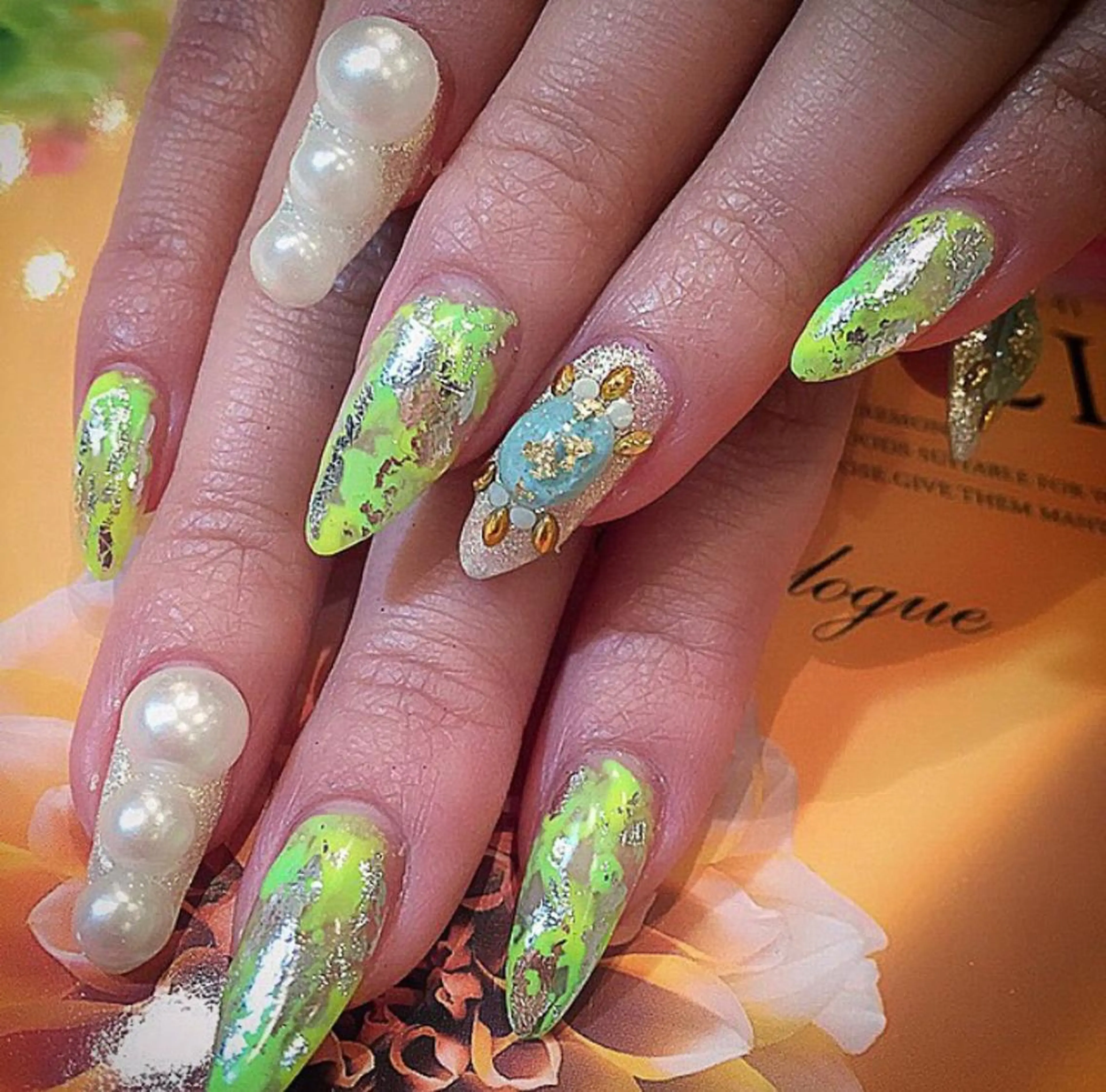 ネイル noix nail &eyeのネイルデザイン