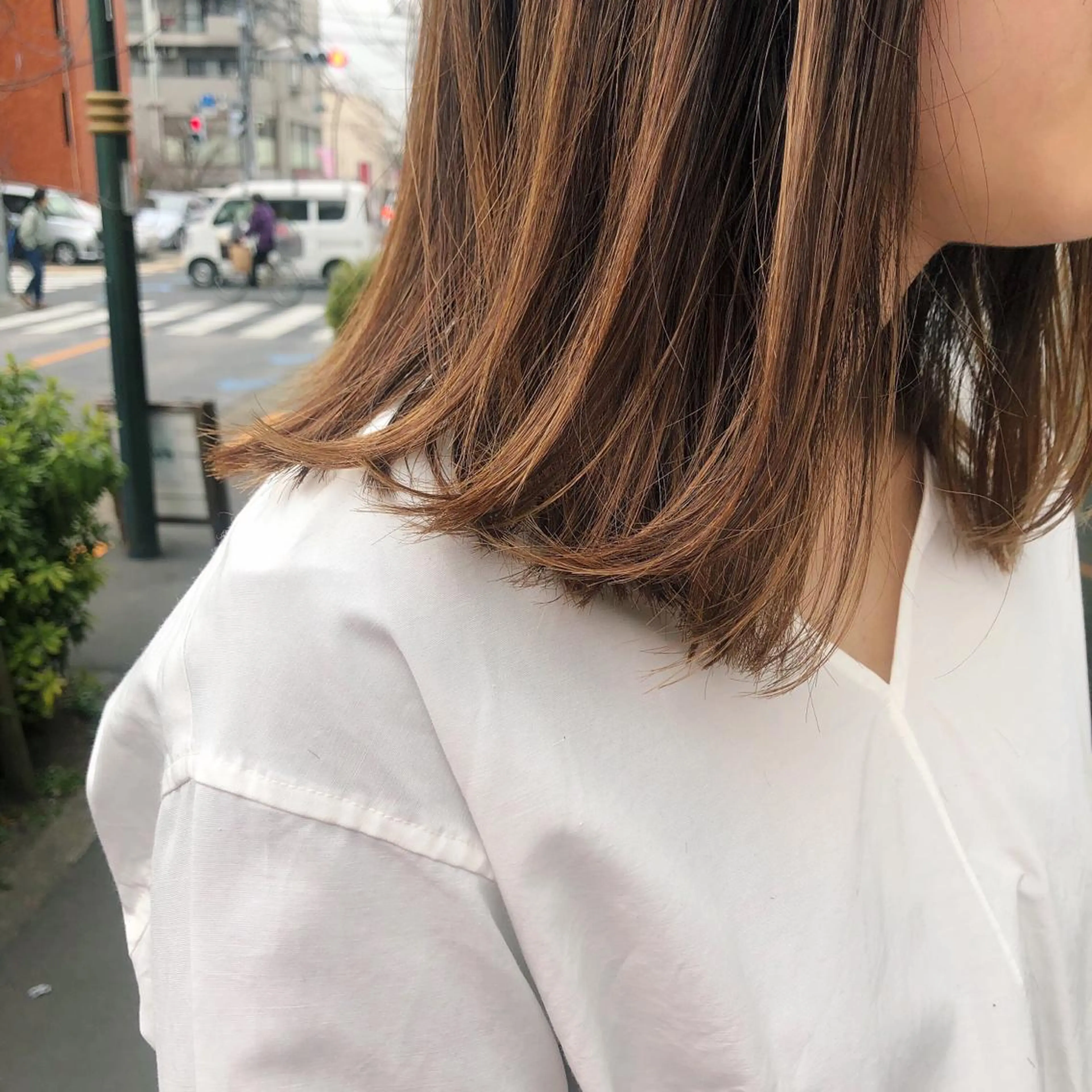 ミディアム カット ヘアカラー トリートメント 吉川 愛美李のヘアスタイル