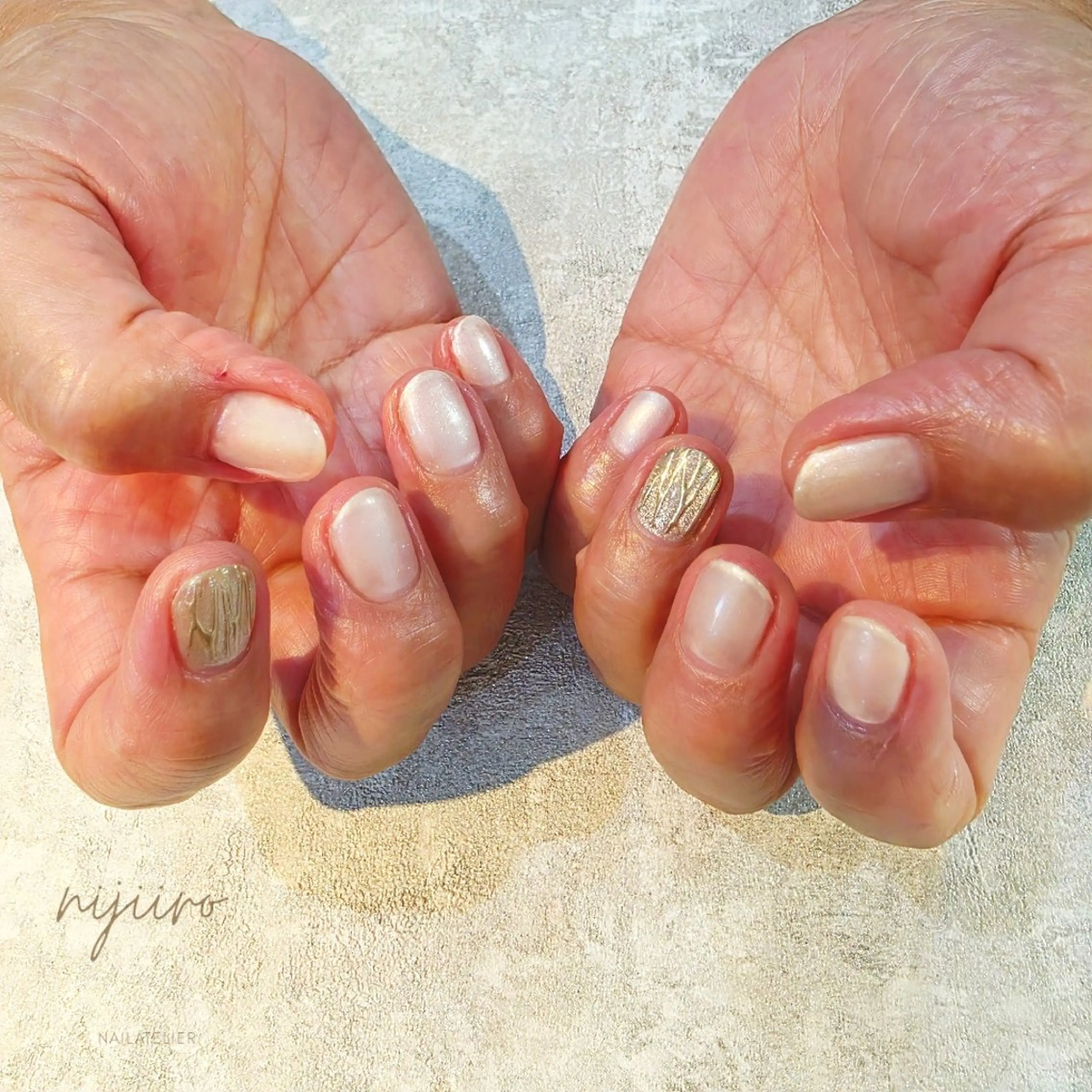 ネイル ハンドネイル nailatelier nijiiro.所属・nijiiro🌈 サトウのネイルデザイン