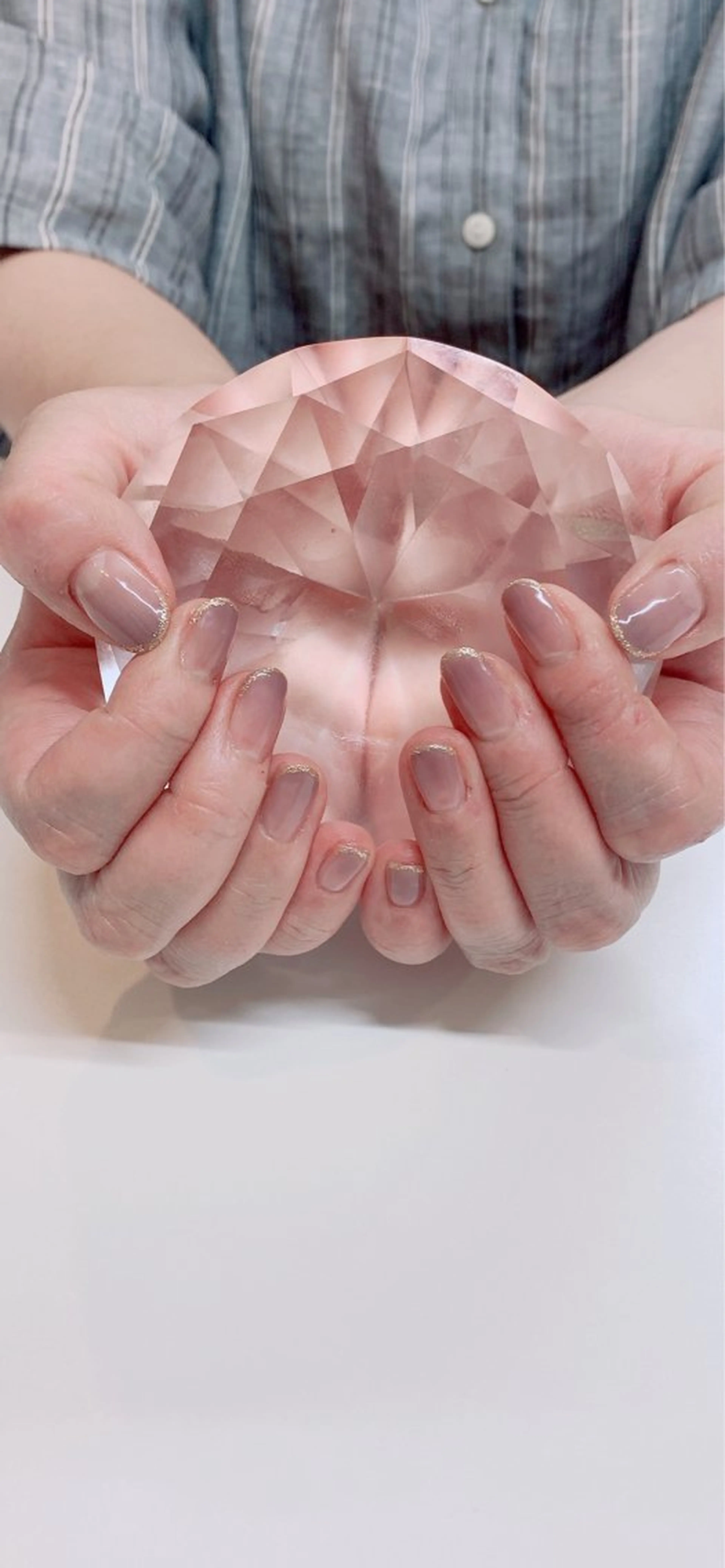 ネイル manitoi所属・manitoi Nishimotoのネイルデザイン