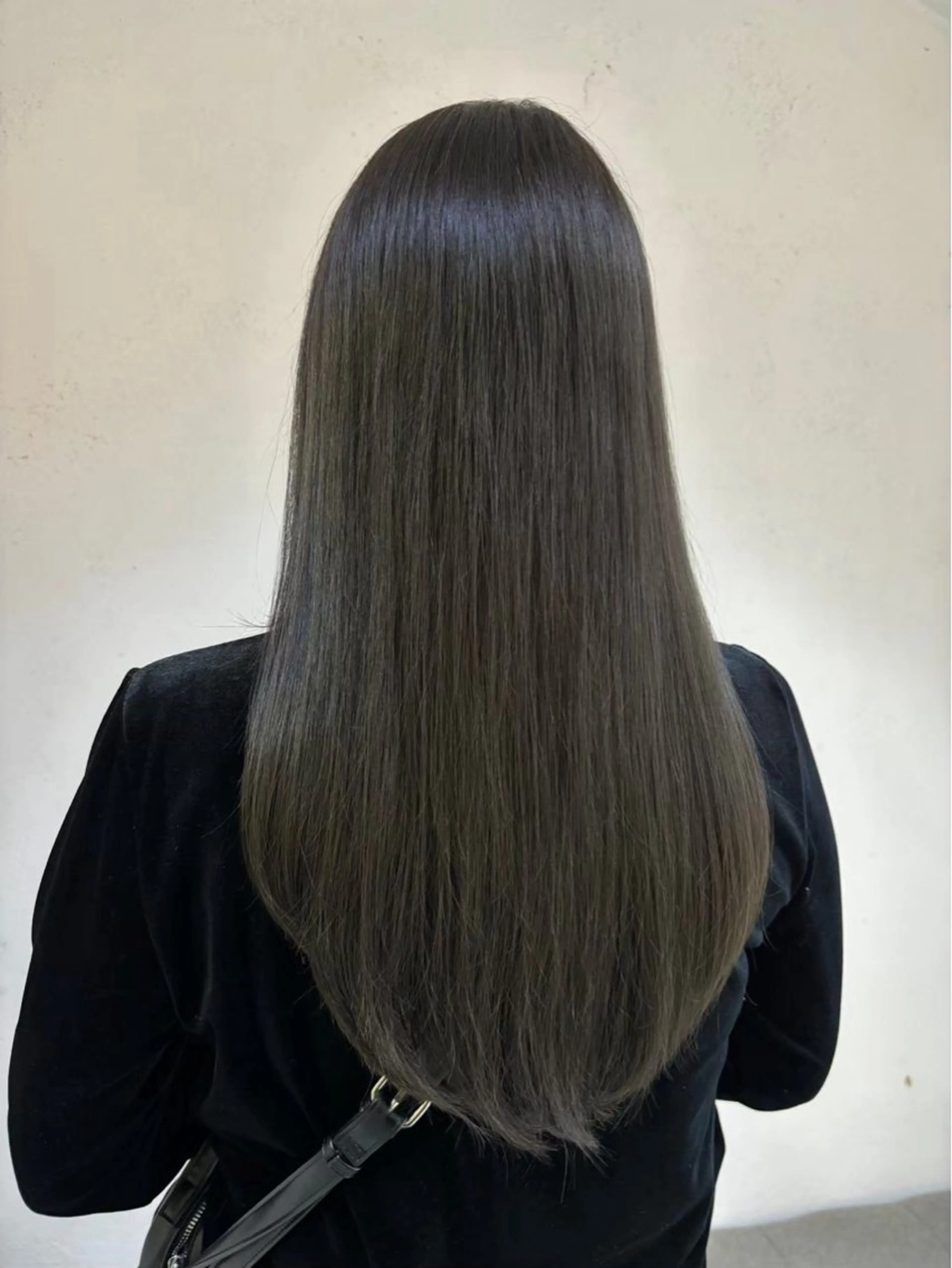 ロング カラー ヘアカラー トリートメント ACCOLE Yuzuのヘアスタイル