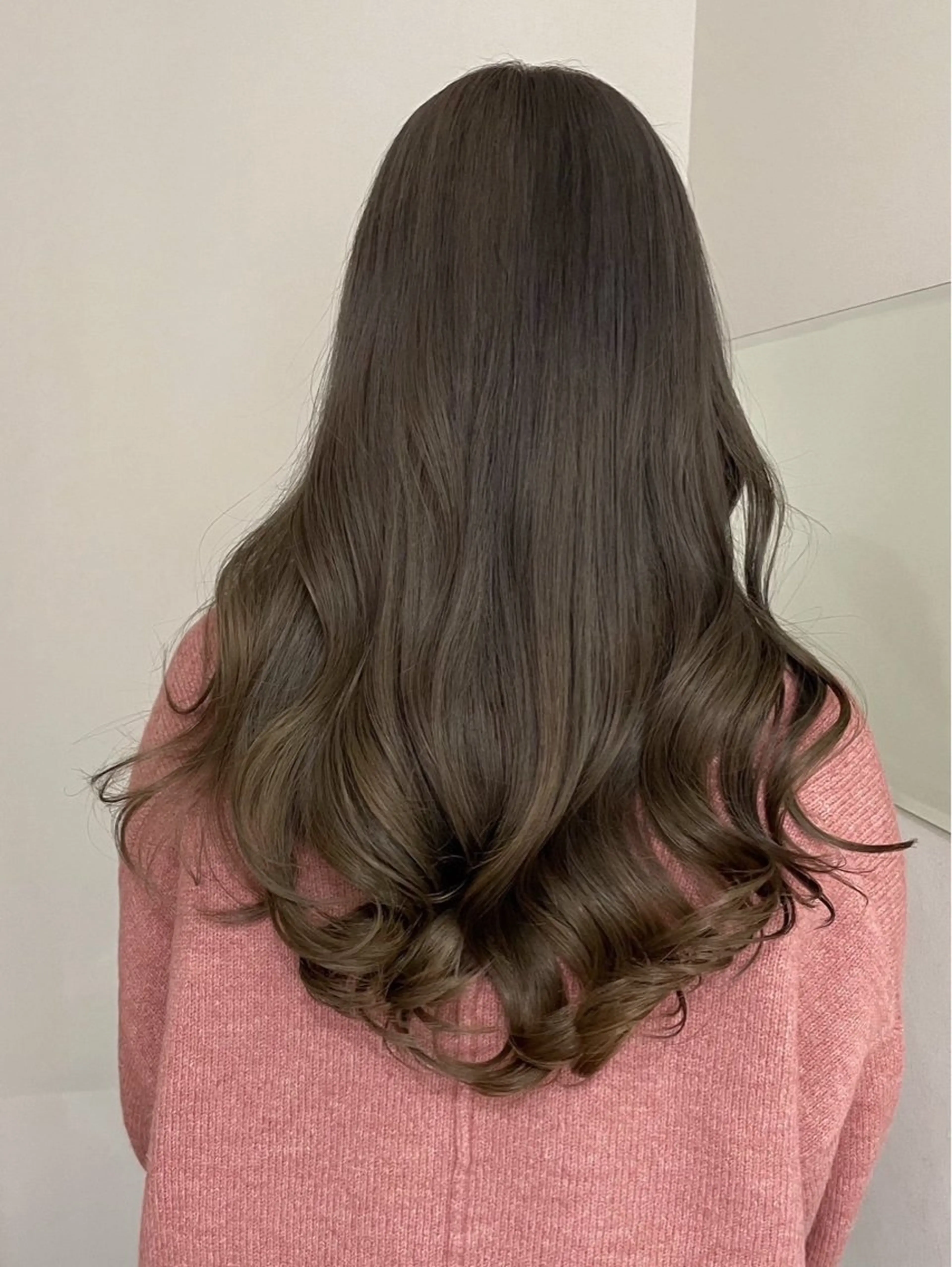 ロング カラー ヘアカラー トリートメント ヘアセット グレージュ/ベージュ /経堂/sana🌱のヘアスタイル