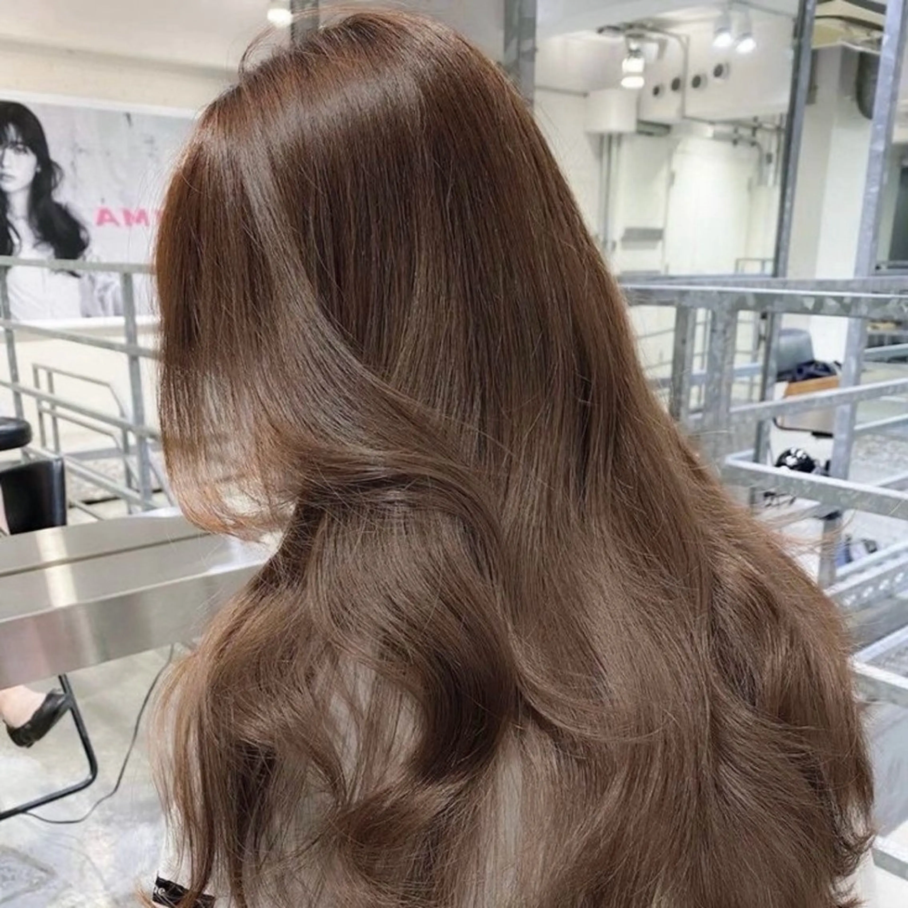 セミロング ヘアカラー 透明感カラー🫧 韓国ヘア/タマキ🎀のヘアスタイル