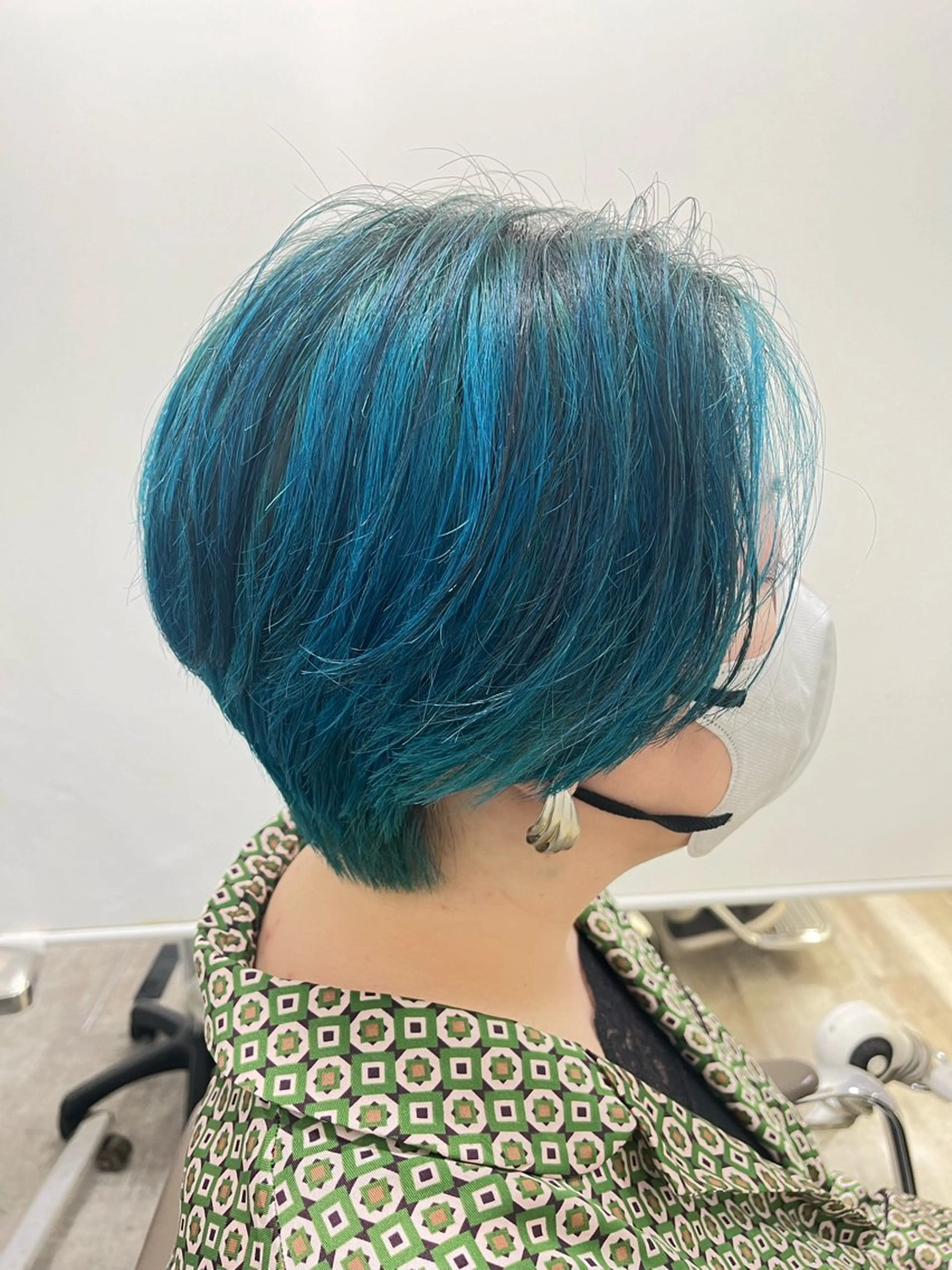 ショート カラー 【北千住】🌈韓国風 レイヤー✨小顔カットのヘアスタイル