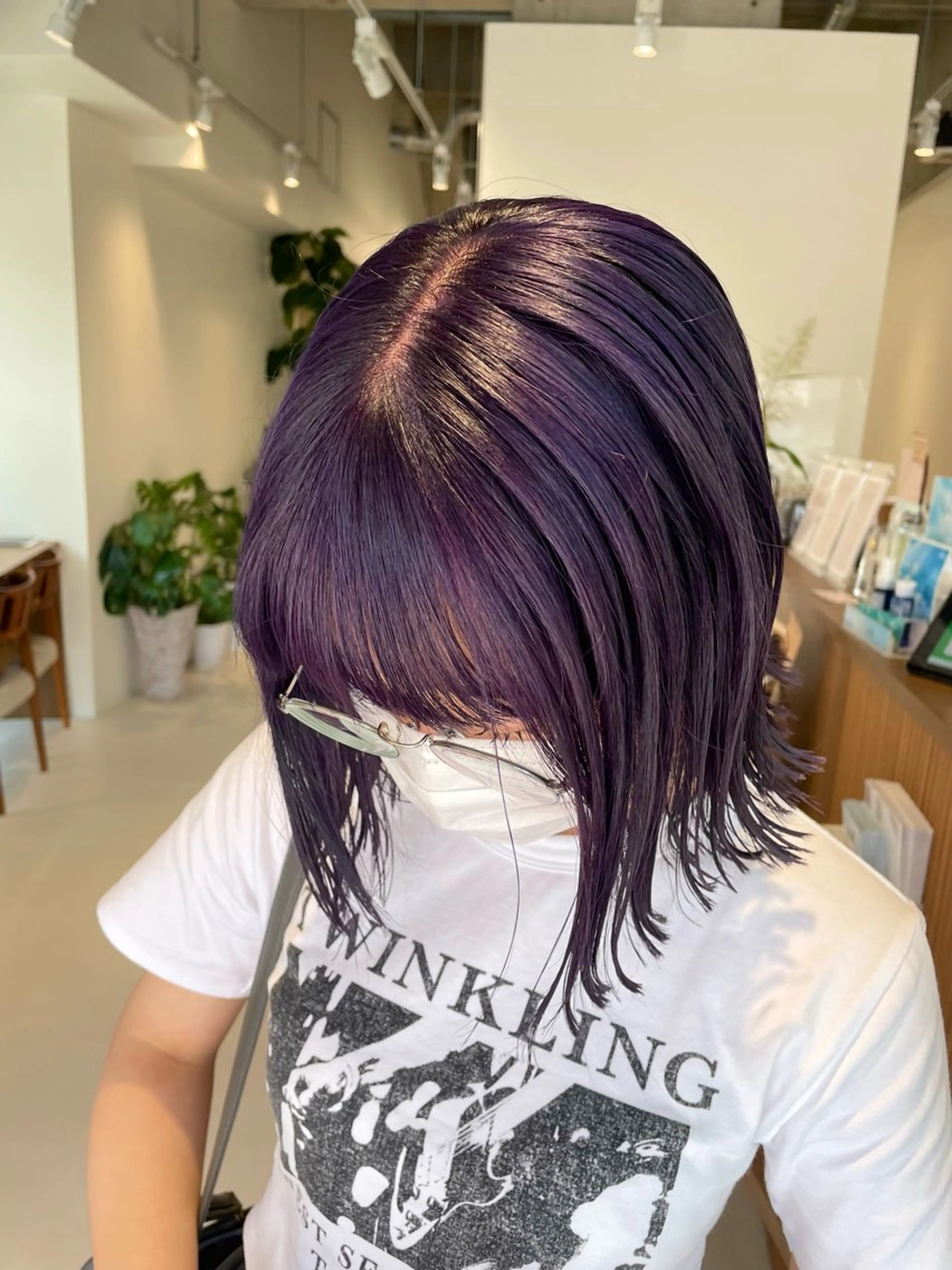 ショート カラー ブリーチ ラベンダーカラー パープルカラー カット ヘアカラー ボブ/インナーカラー /眉毛/Miyuのヘアスタイル