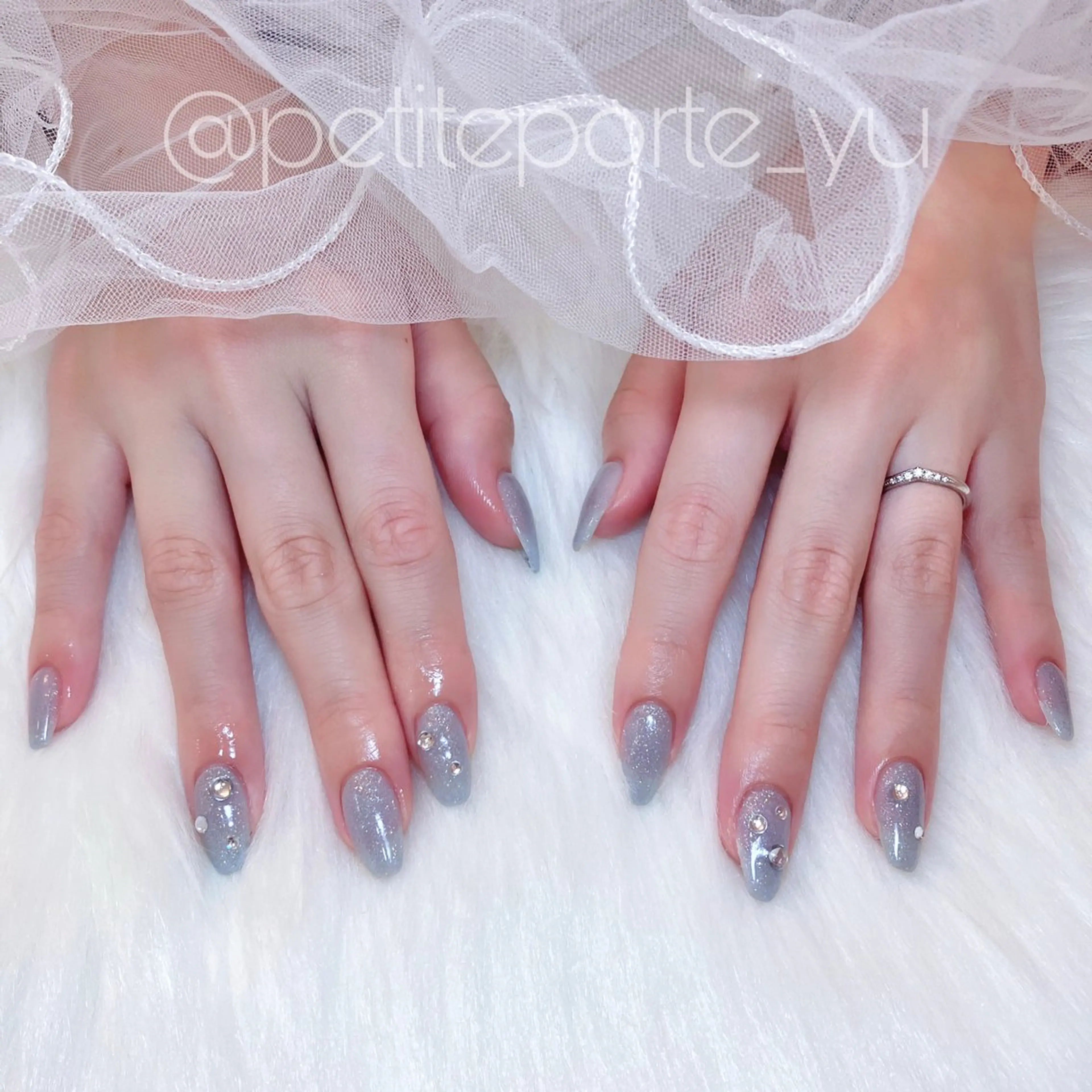 ネイル アートネイル ラメ(グリッター) ラメグラデーション ワンカラーネイル ハンドネイル nailsalon petite porte所属・petite porteのネイルデザイン