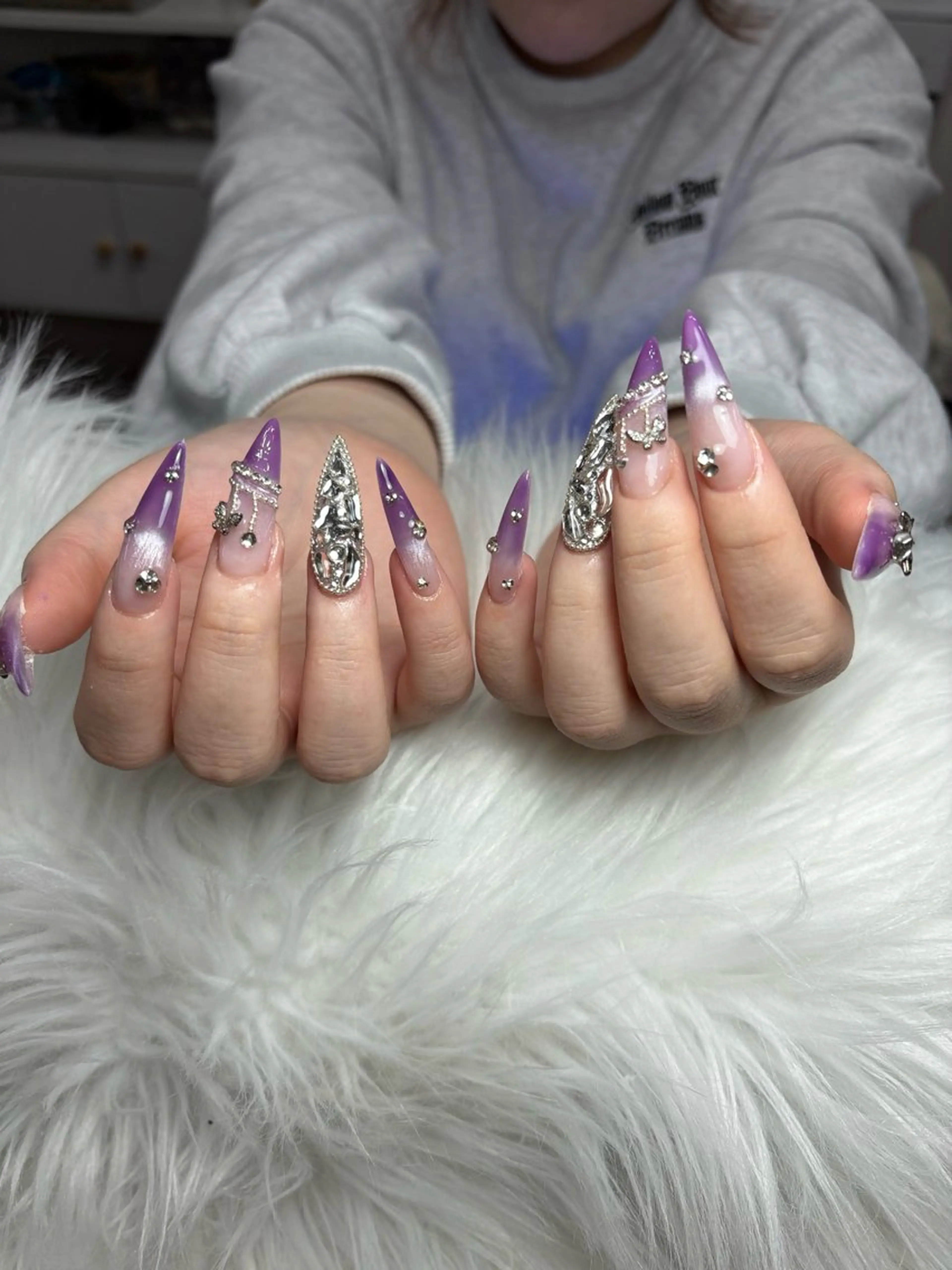 ネイル アートネイル 長さ出し ジェルネイル マグネットネイル ニュアンスネイル なな_ CloudyChanのネイルデザイン