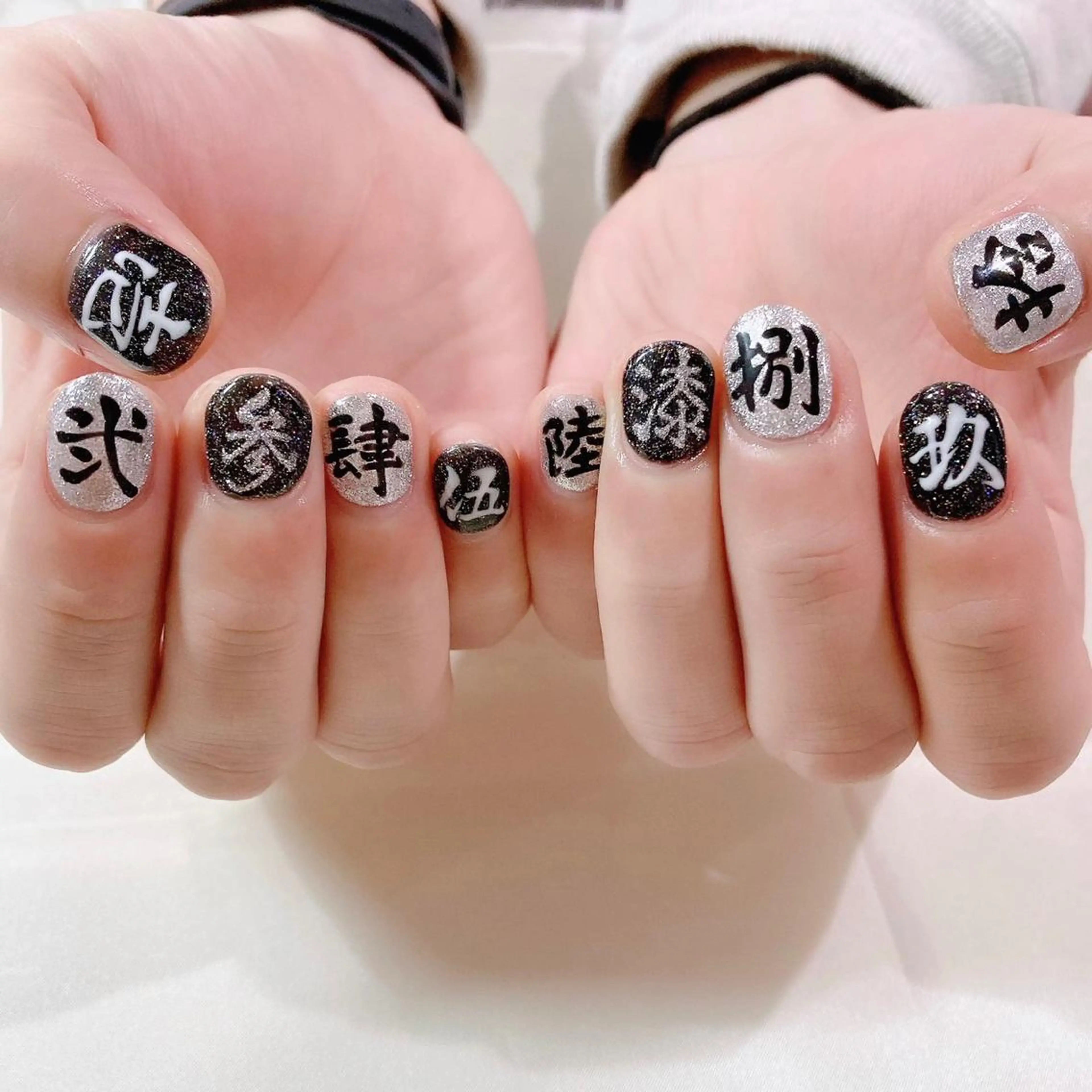 ネイル ジェルネイル キラキラネイル メンズネイル パラジェル 冬ネイル ハンドネイル Salon Ｋのネイルデザイン