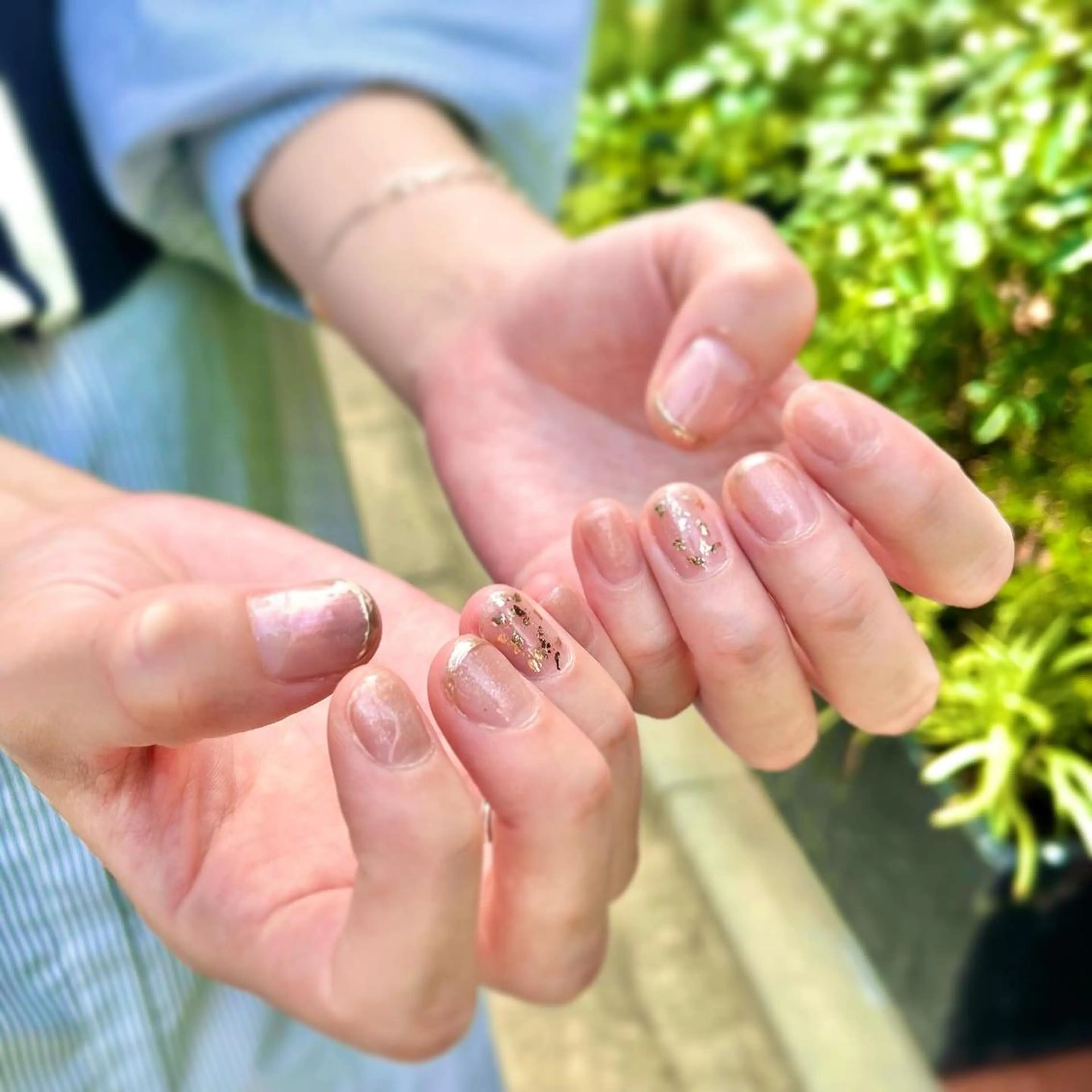 ショート ネイル オーロラネイル クリアネイル ゴールド ミラーネイル ニュアンスネイル RIONnail(リオンネイル)所属・RIONnail Yurikaのネイルデザイン