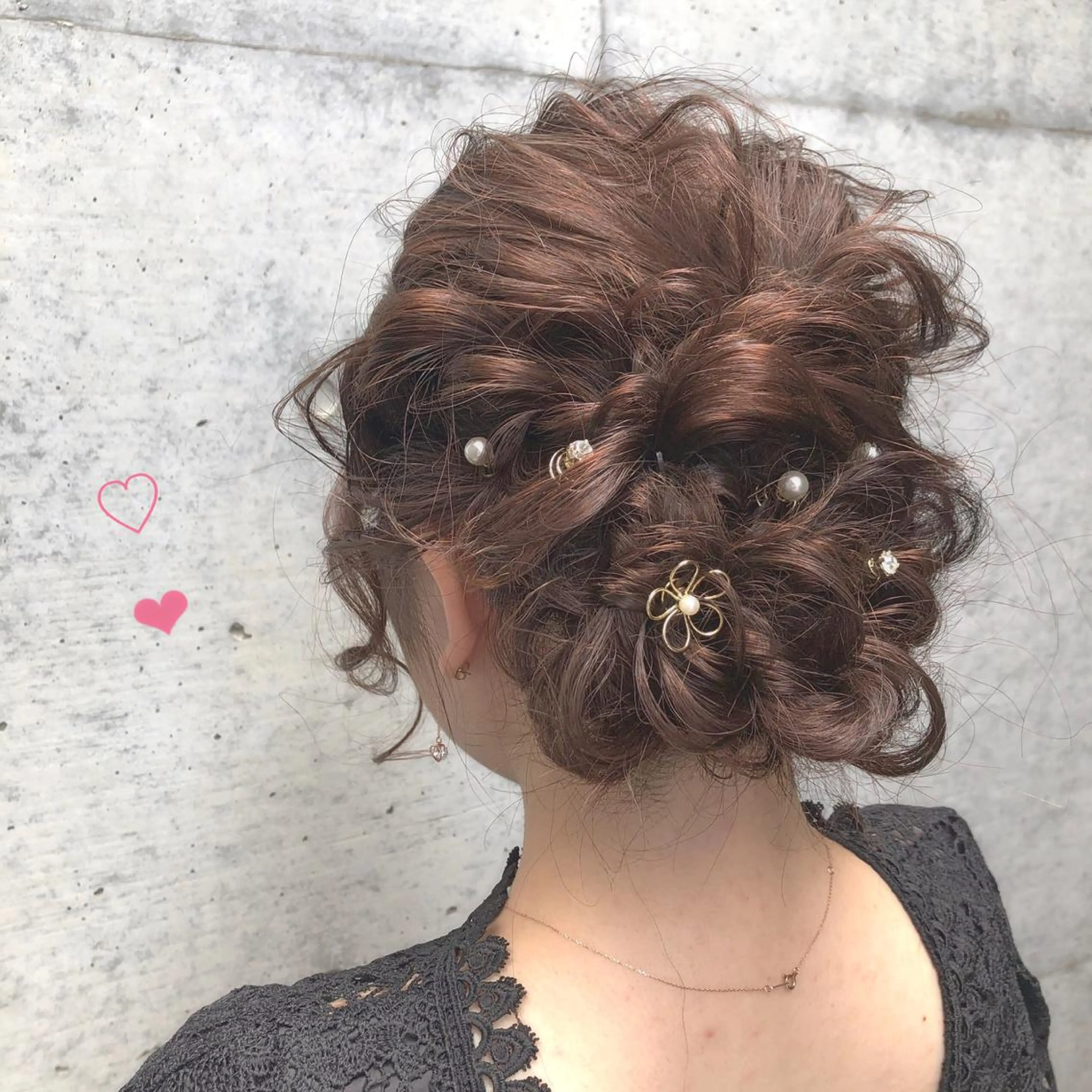 ミディアム カラー パーマ ヘアアレンジ apish aoyama所属・武 愛子の眉毛・アイブロウイメージ