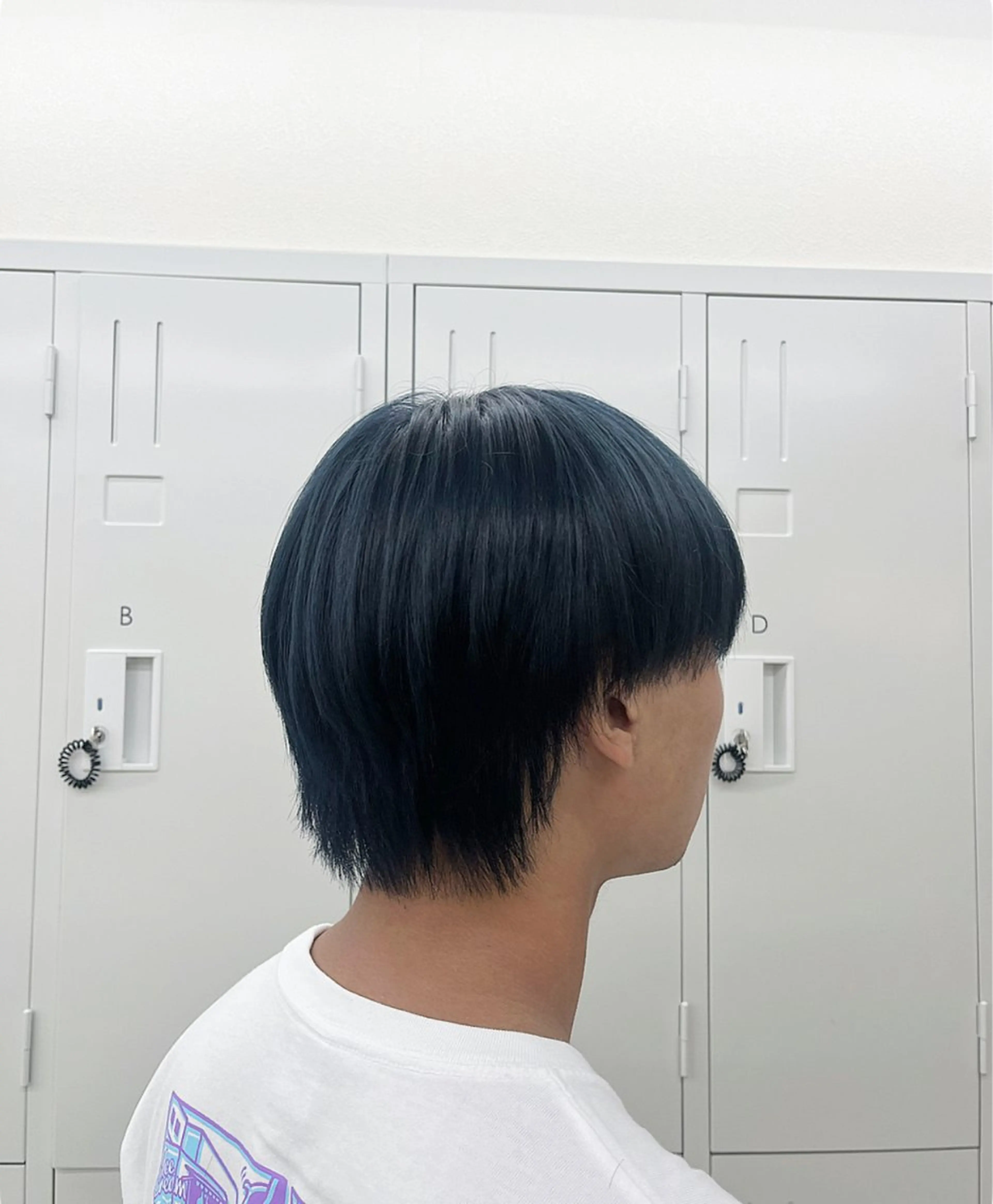 カラー メンズ マッシュ 黒髪 ネイビーカラー ユイナ 🕊NaVI ベージュ/透明感のヘアスタイル