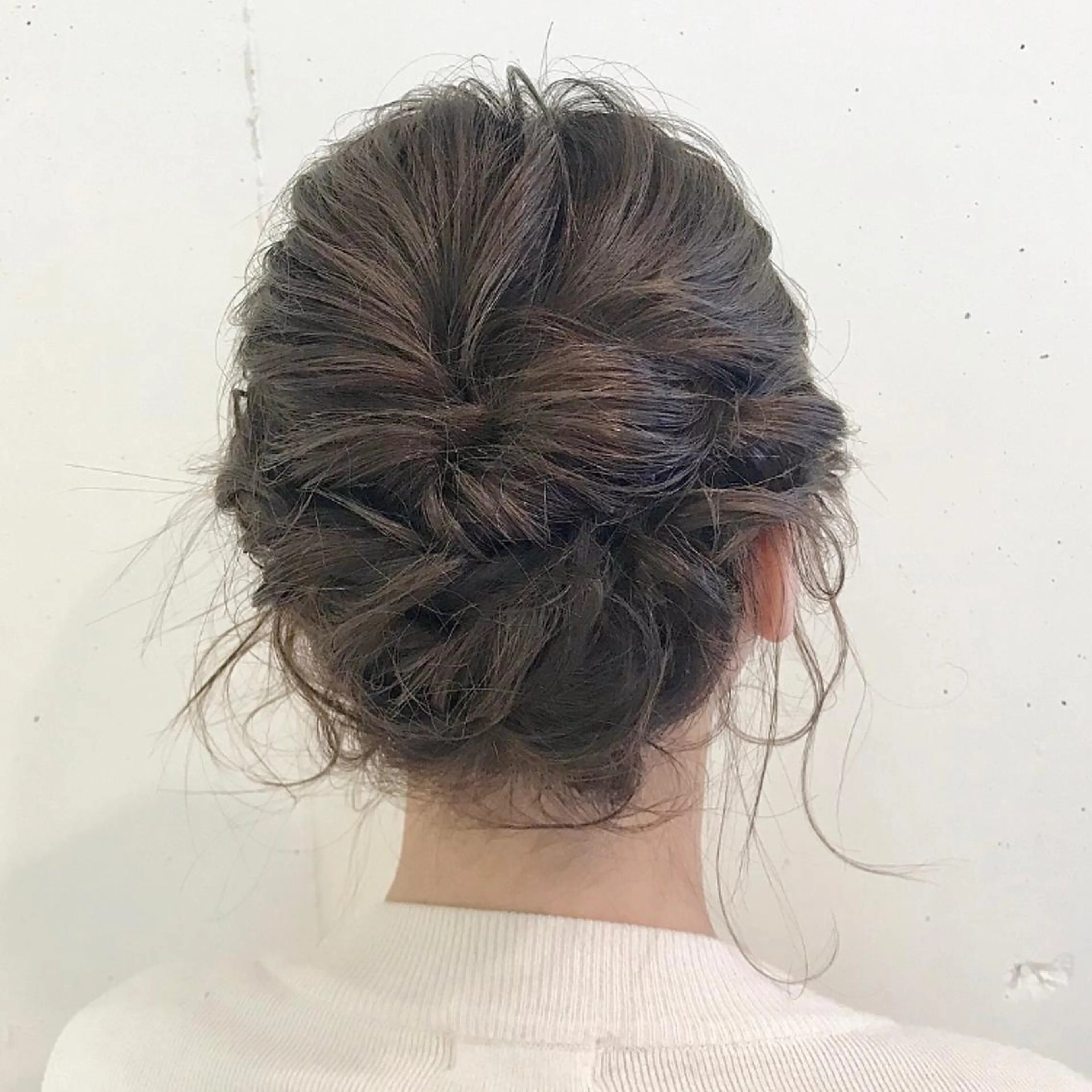 ミディアム ヘアアレンジ スナコザワ レナのヘアスタイル